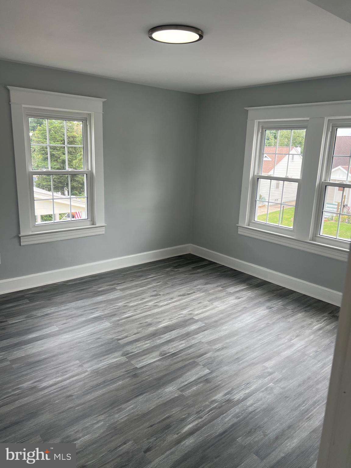 RIDGEWOOD - Residential