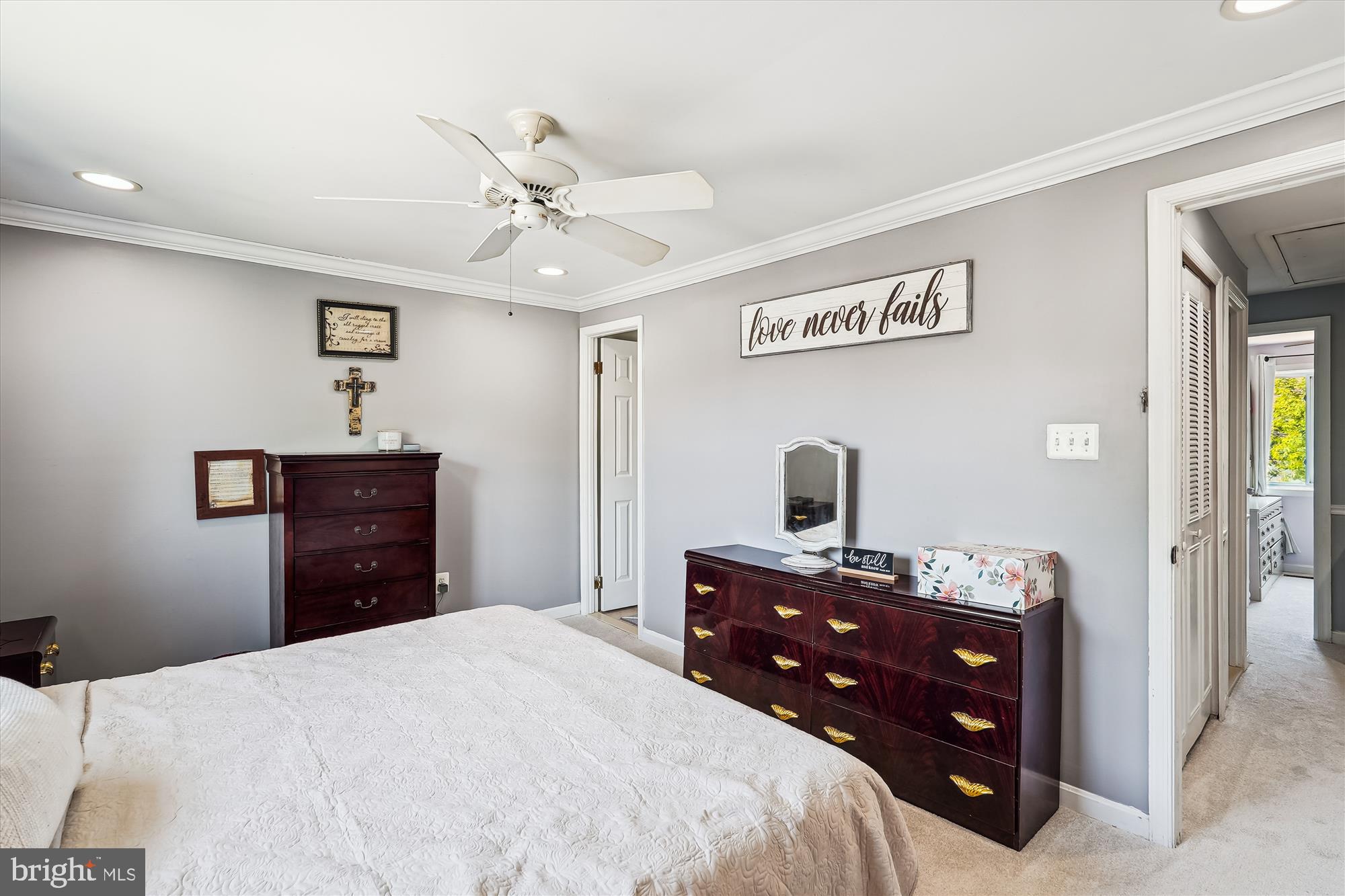 HUNTINGTON RIDGE - Residential