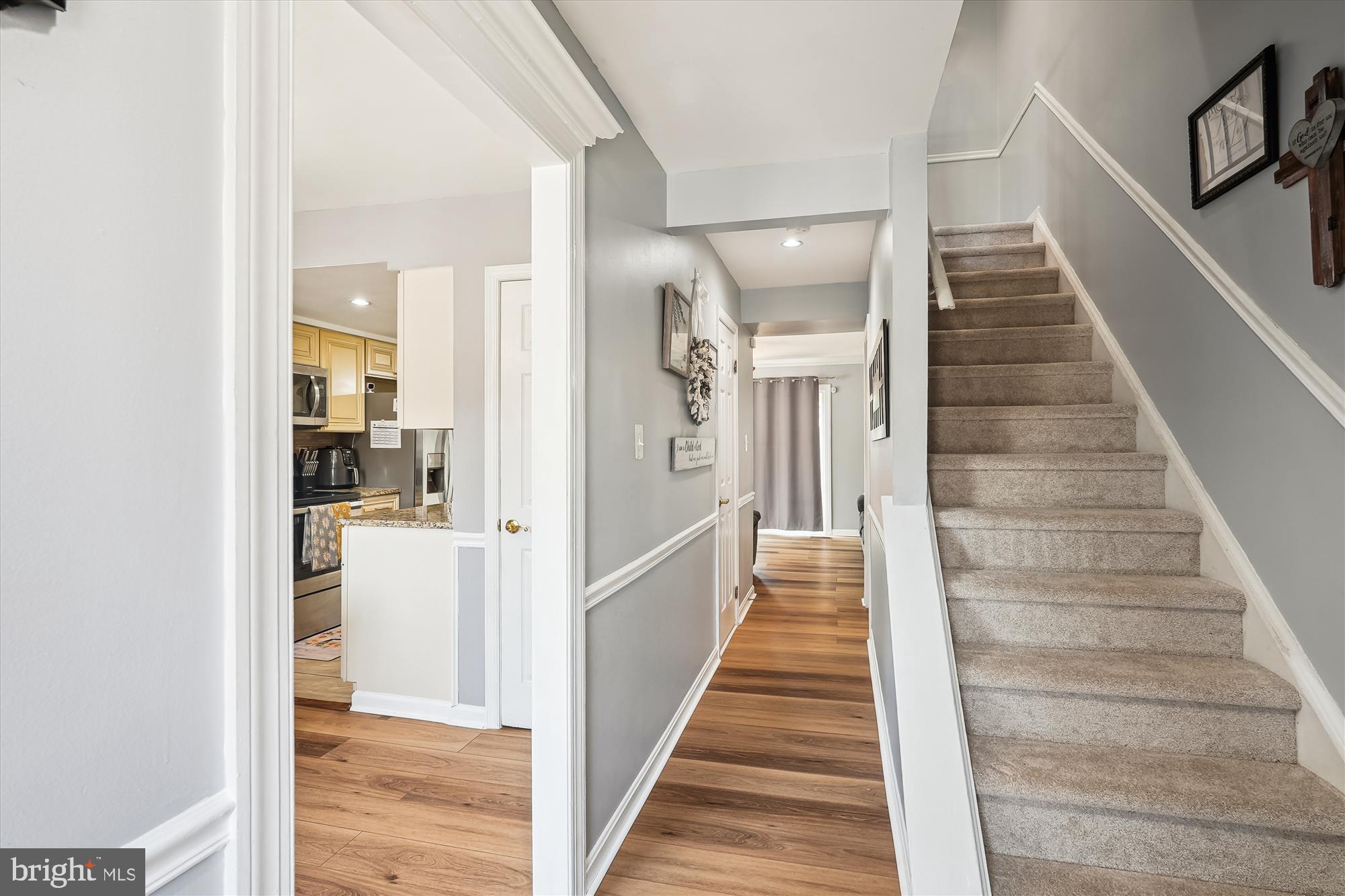 HUNTINGTON RIDGE - Residential