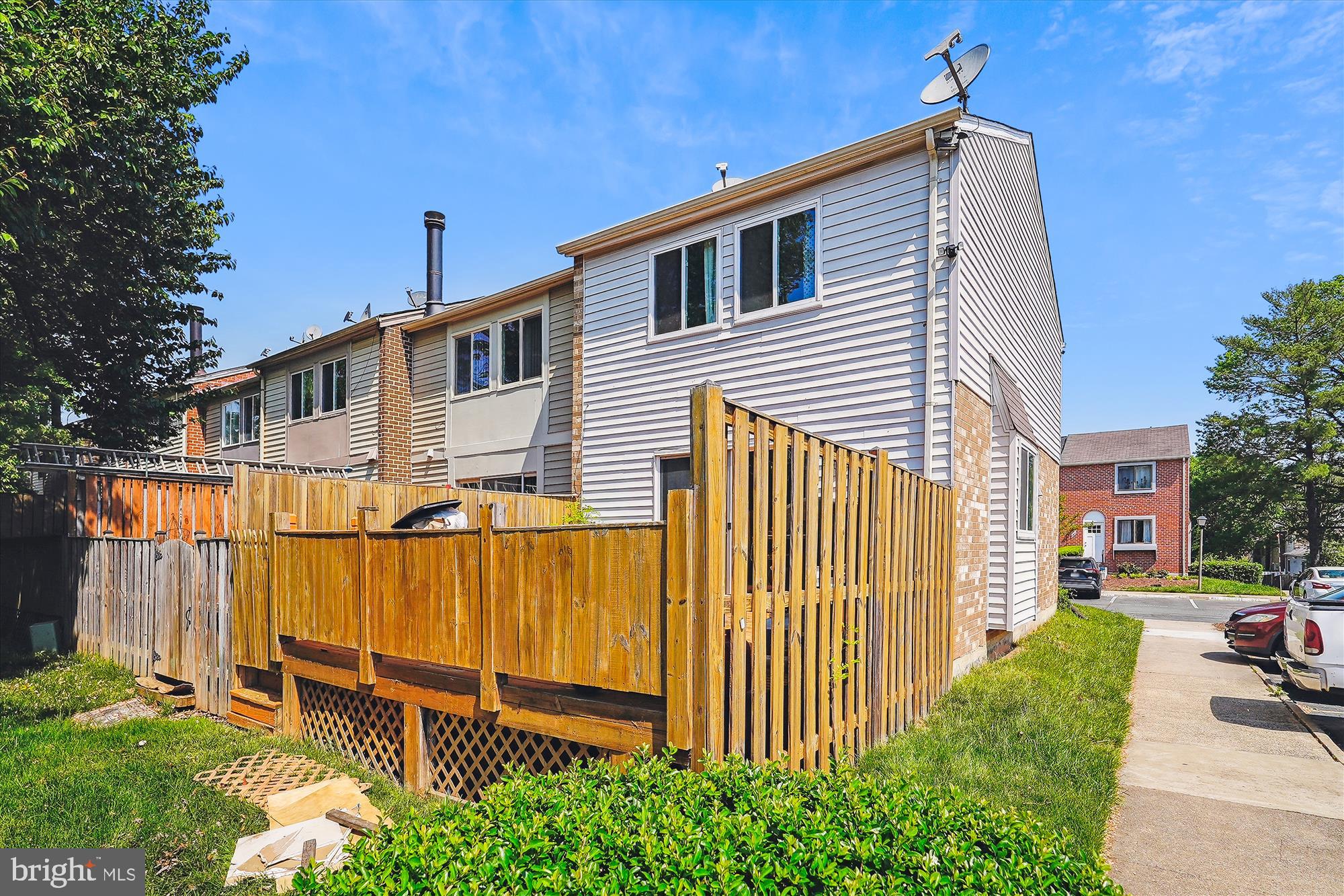 HUNTINGTON RIDGE - Residential