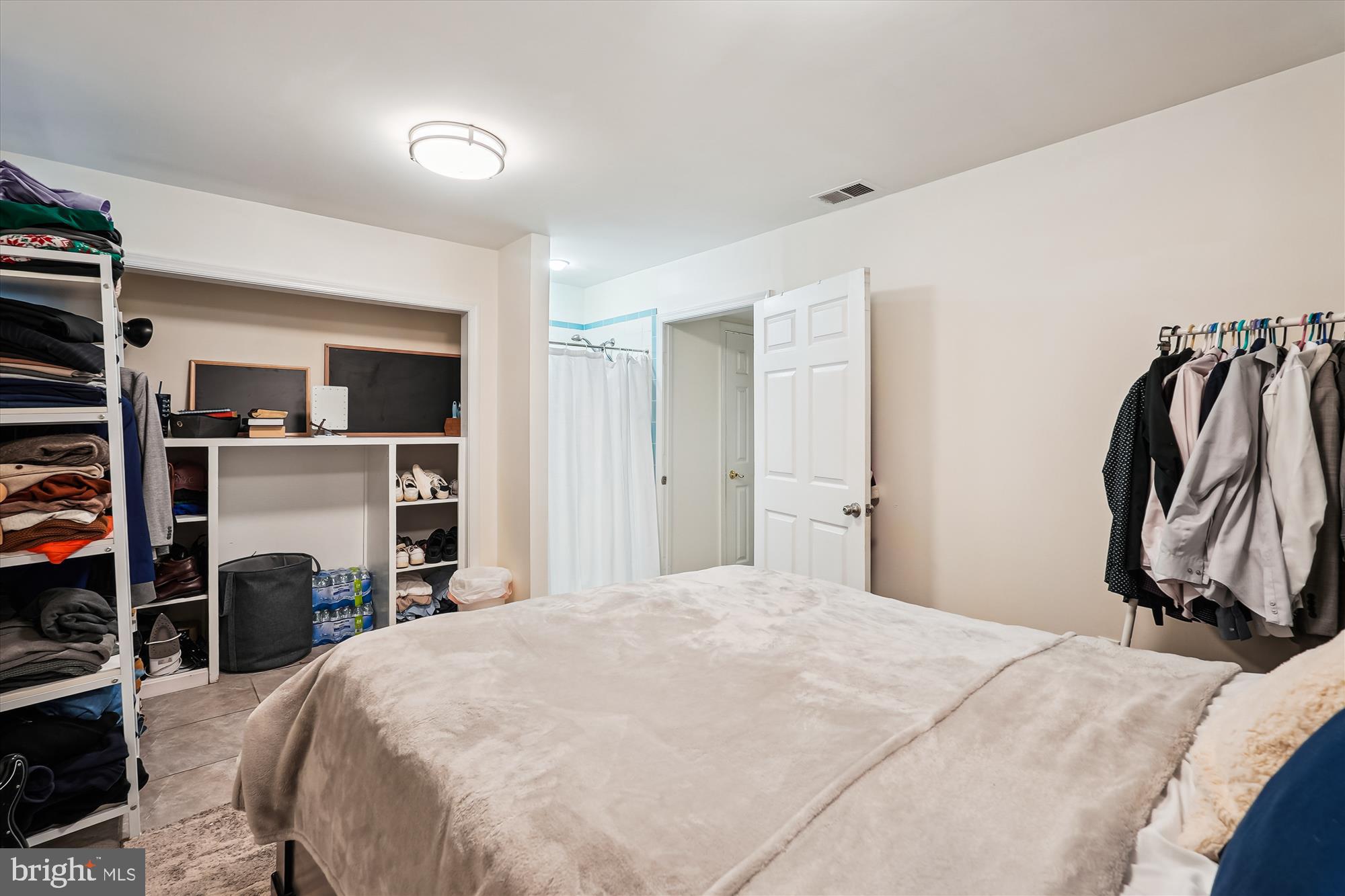 HUNTINGTON RIDGE - Residential