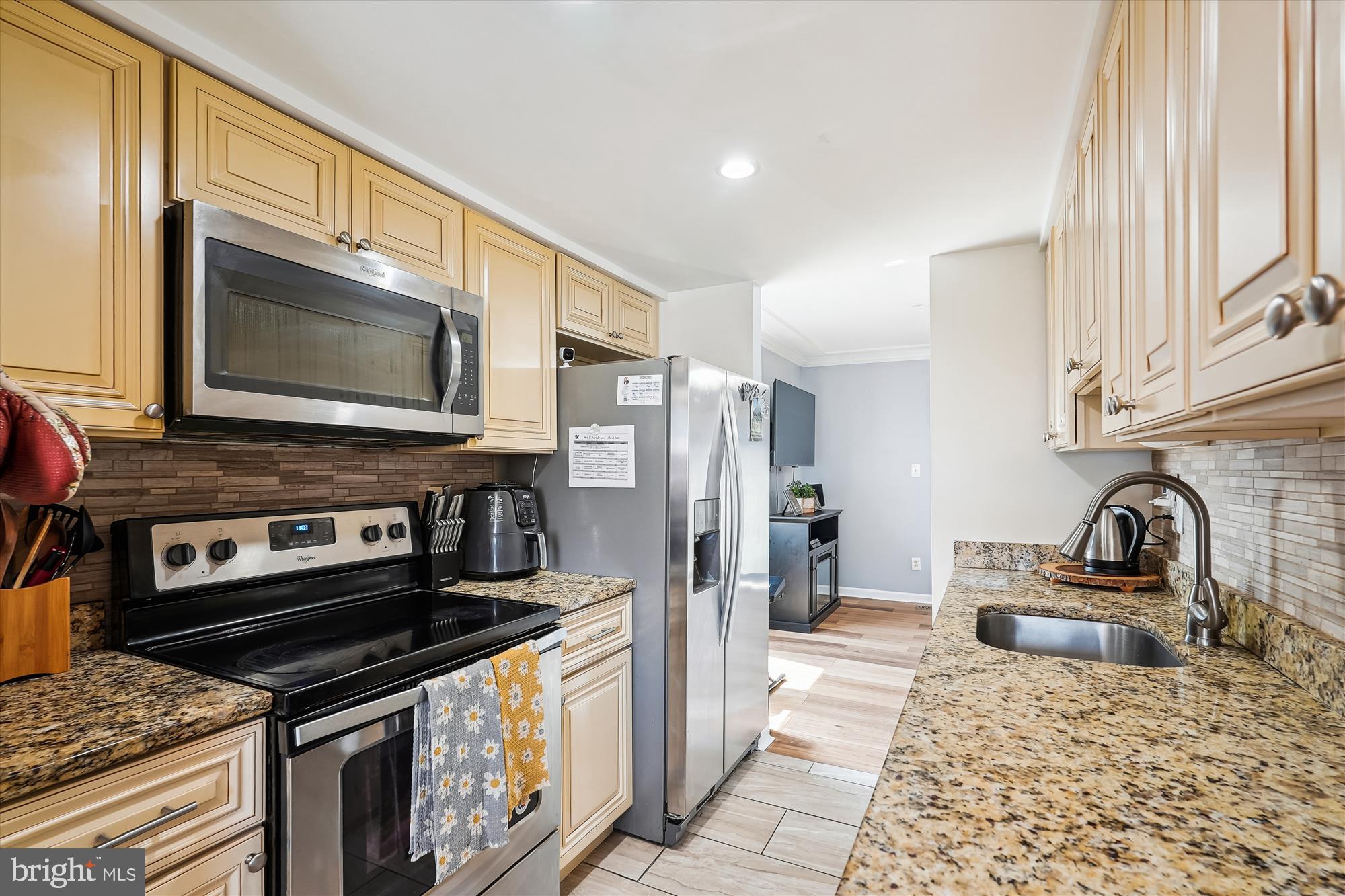 HUNTINGTON RIDGE - Residential