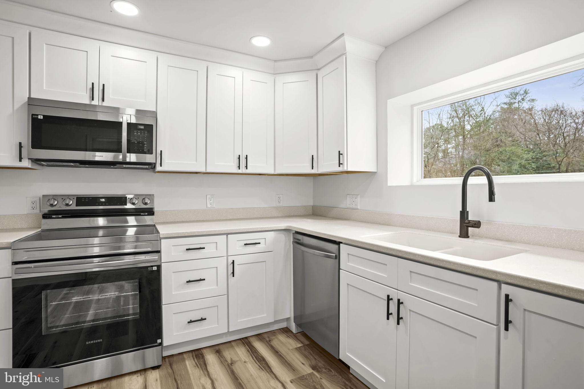 EVERGREEN PARK - Residential