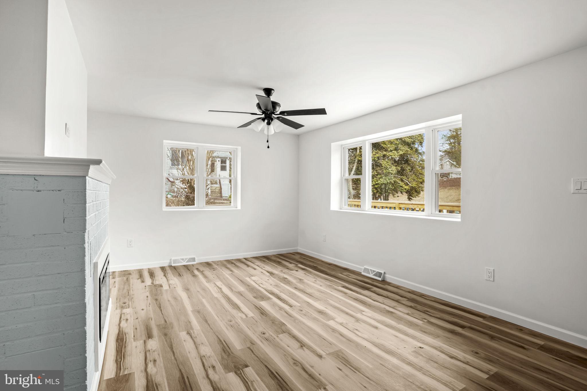 EVERGREEN PARK - Residential