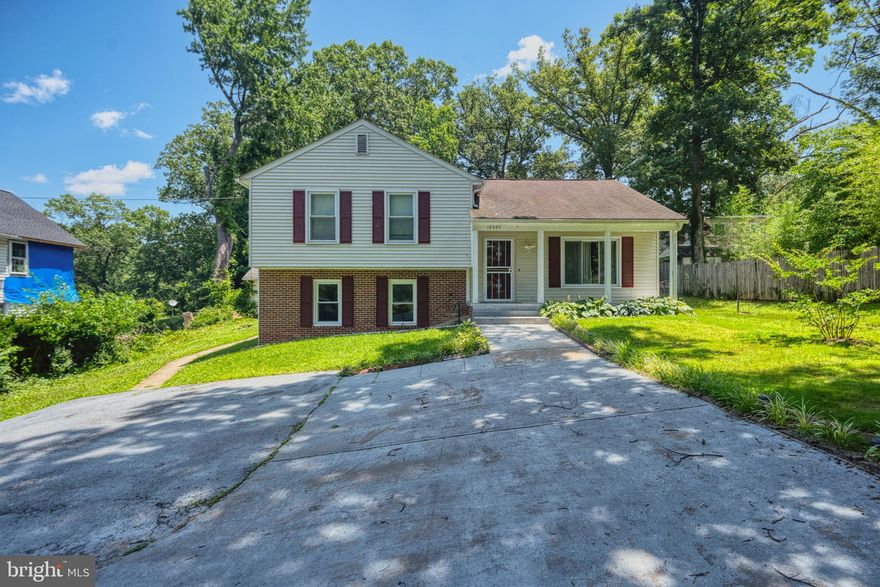Welcome to this  versatile 4 bedrm, 3bathrm, splited style home, all cleaned up ready for a new occupant.  The property is conveniently located inside Newhampshire avenue, rt29/columbia pike, I-495 and 200, few minutes drive from silver spring down town, a delight to DC commuters. Talk about LOCATION! 
The owner made some improvements to the house that are useful for a day to day enjoyment. The sunroom is almost additional living room with a fire place to warm and a fan to cool. House has enough light and good size cleared compound for further enjoyment. The 3 bedrooms and 2 bathrooms are on the upper level.  The lower level has its own entry, a kitchenette, full bathroom. The big bright room with closets on this level can be used a family room for the main house, an inlaw suit or a big bedroom. The kitchen features stainless steel appliances, tile flooring and nice backsplash. The parking driveway inside the compound can hold upto 6 cars plus unlimited street parking. There are two different sized storage in the backyard for your convenience. Come with your agent or reach us directly for further inquiry. 
The house is further cleaned up, painted the bathroom in the main bedroom is upgraded, since pictures were taken.