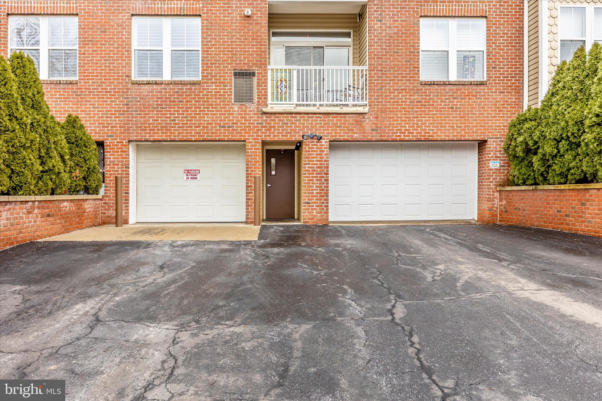 WORMANS MILL - Residential