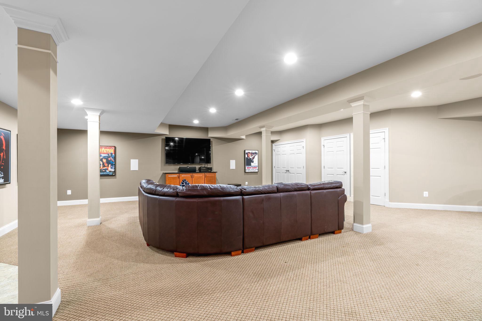 HAWKSFIELD ESTATES - Residential