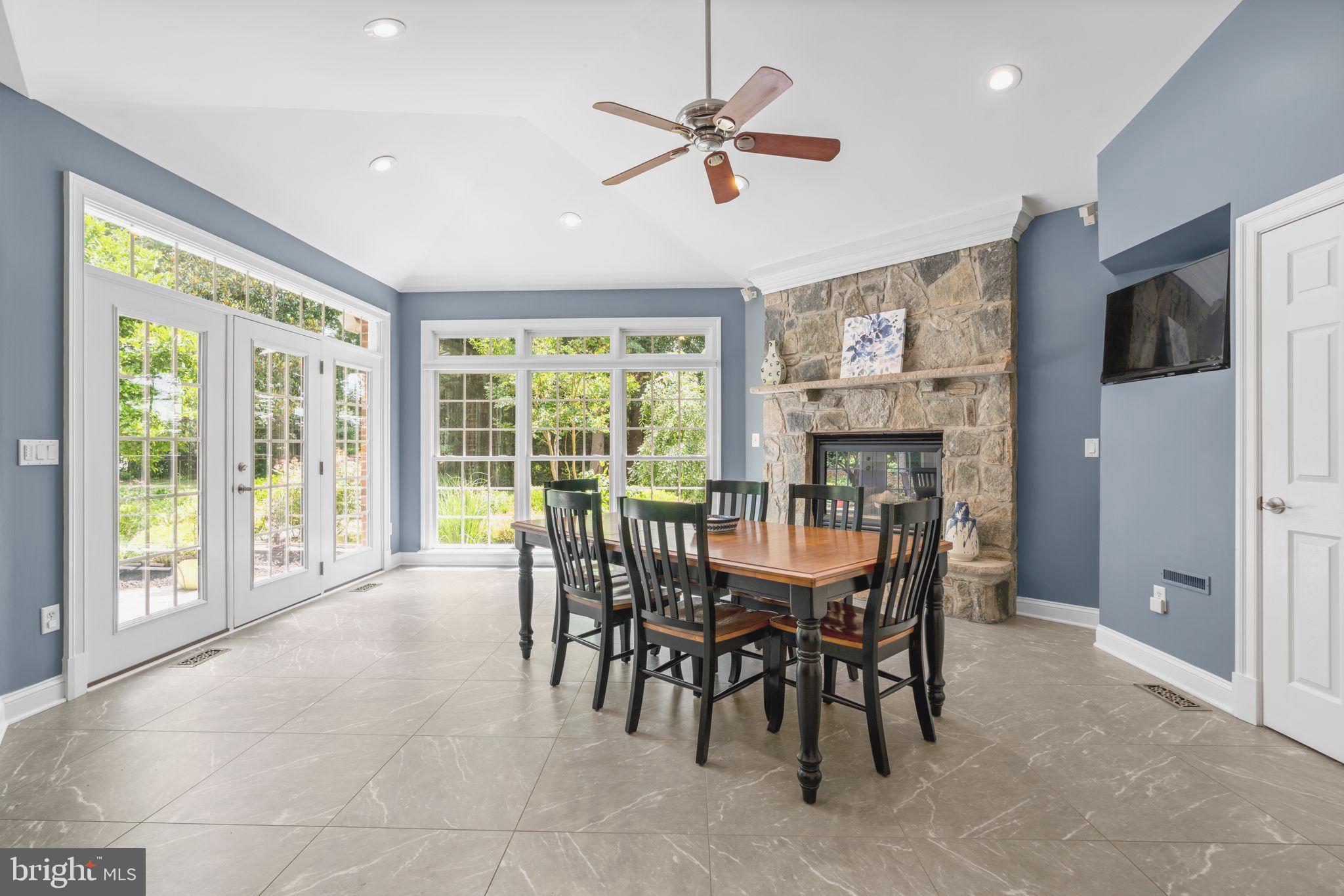 HAWKSFIELD ESTATES - Residential