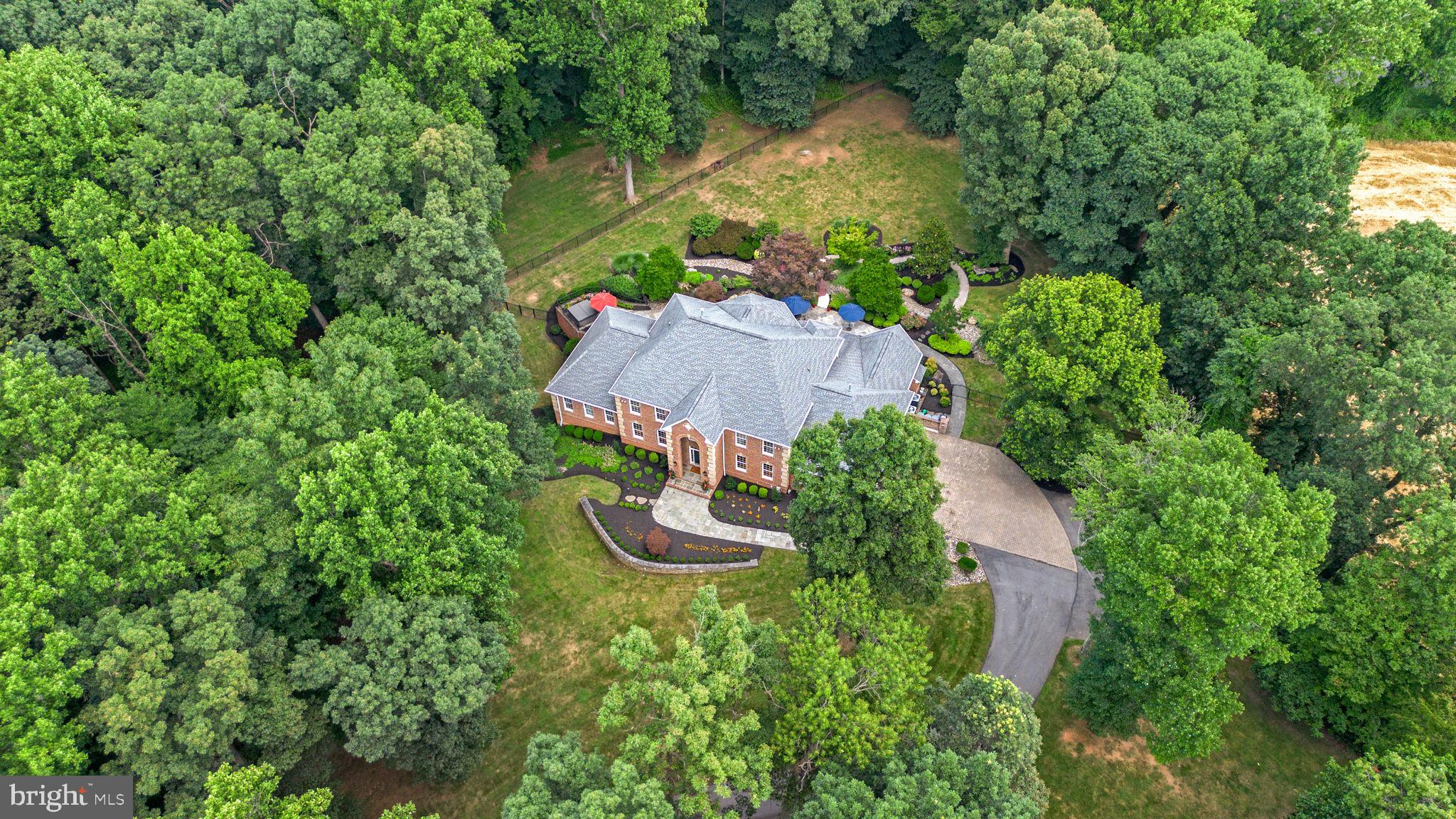 HAWKSFIELD ESTATES - Residential