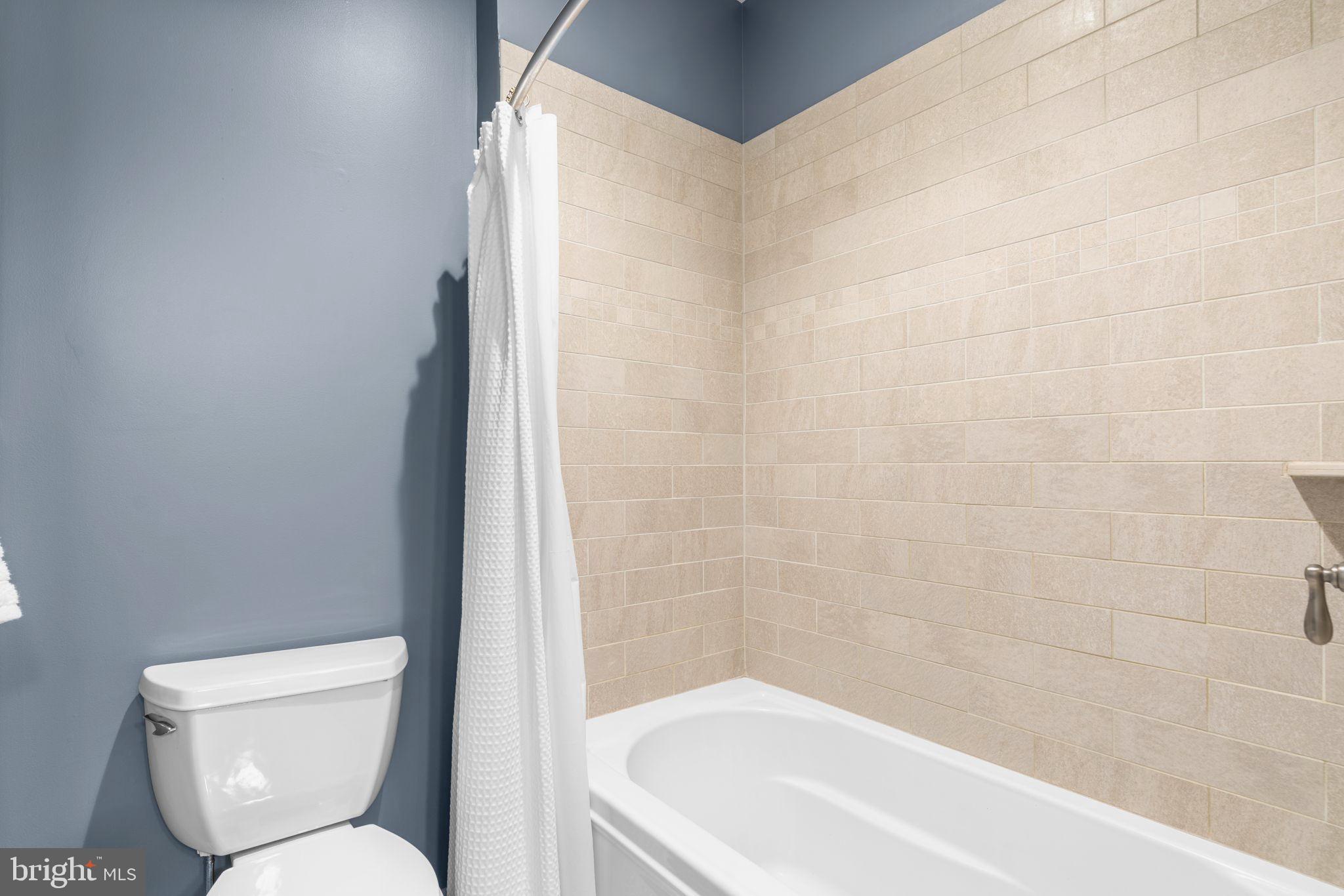 HAWKSFIELD ESTATES - Residential