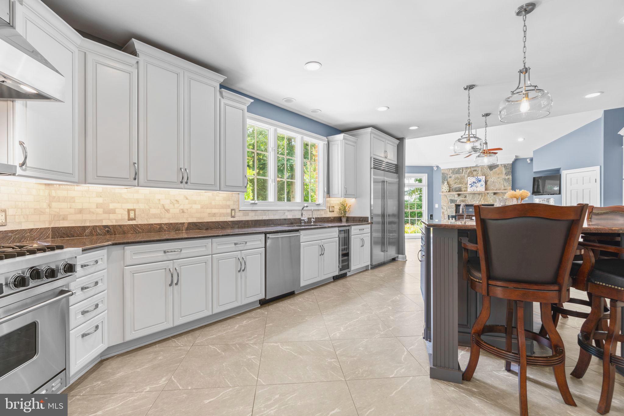 HAWKSFIELD ESTATES - Residential