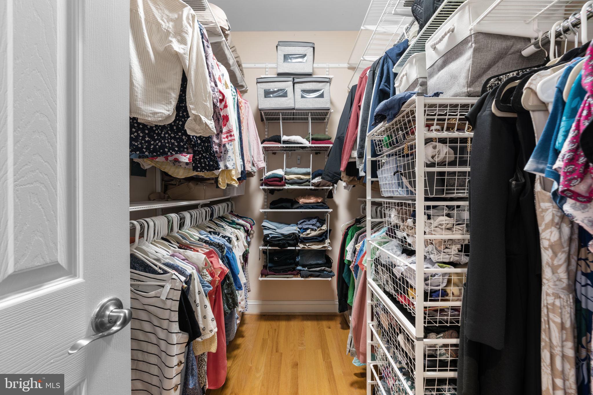 HAWKSFIELD ESTATES - Residential