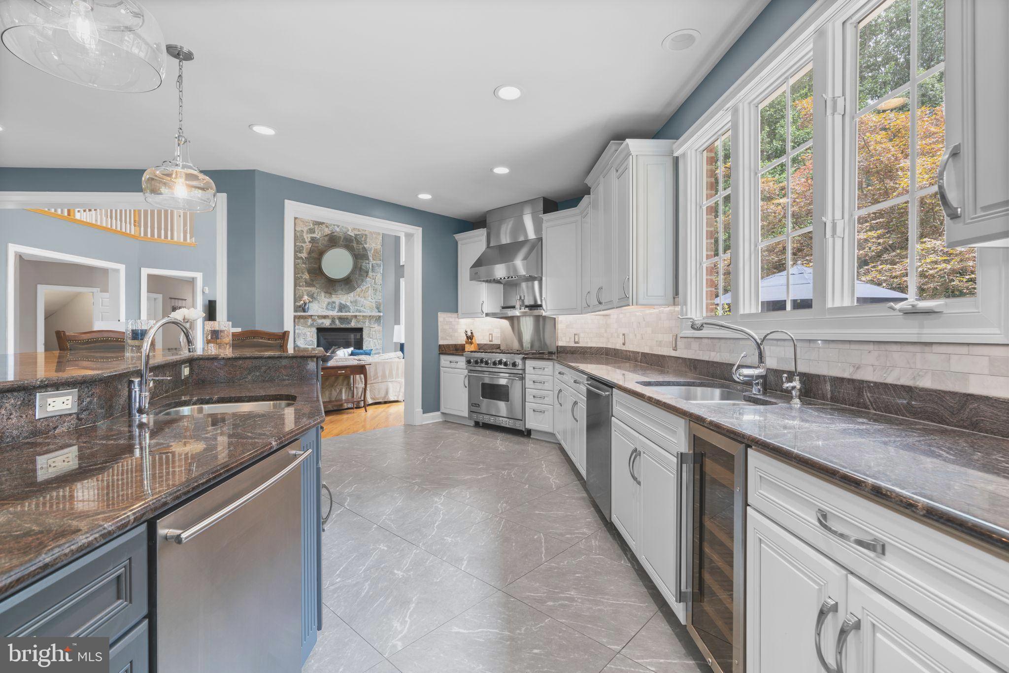 HAWKSFIELD ESTATES - Residential