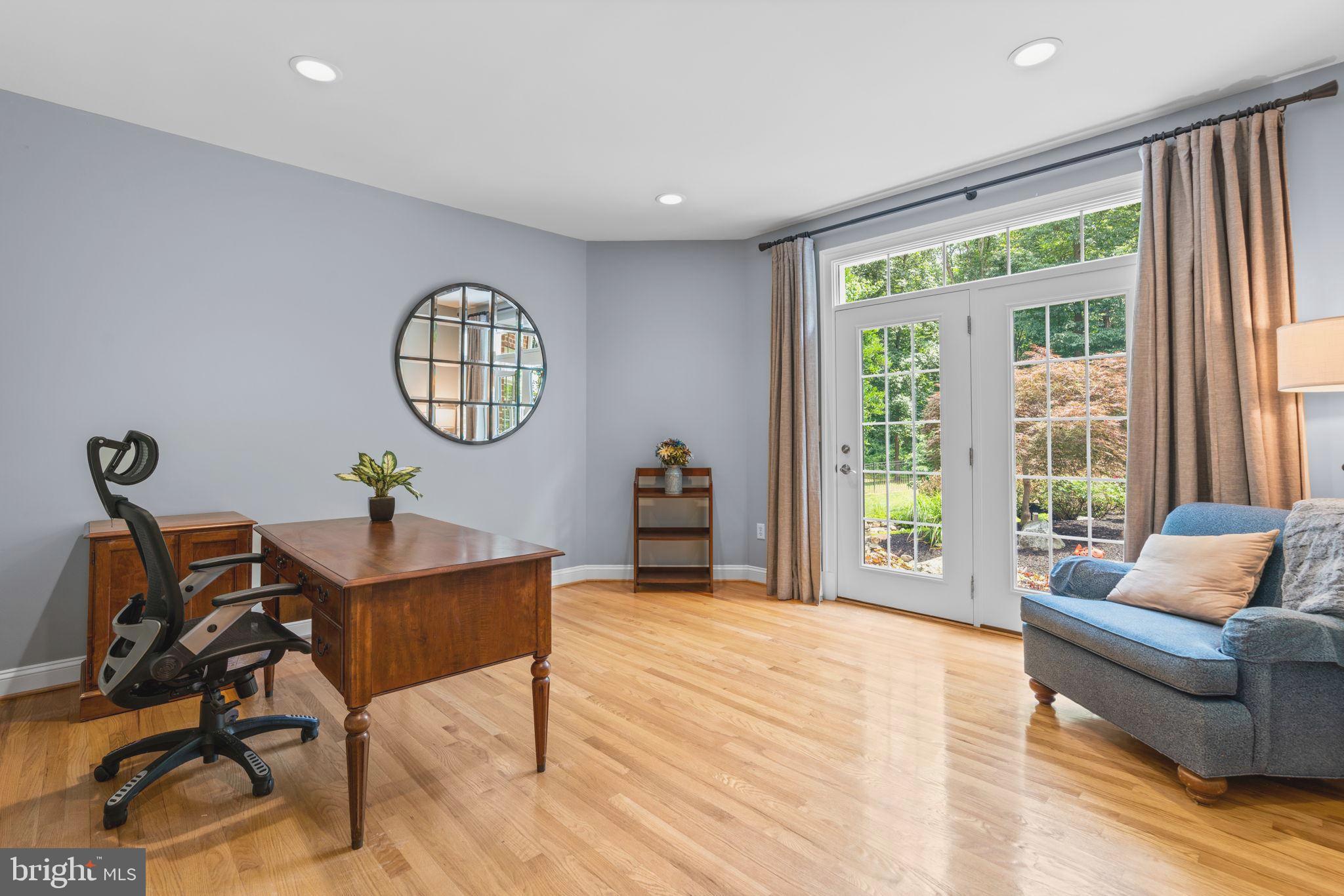 HAWKSFIELD ESTATES - Residential