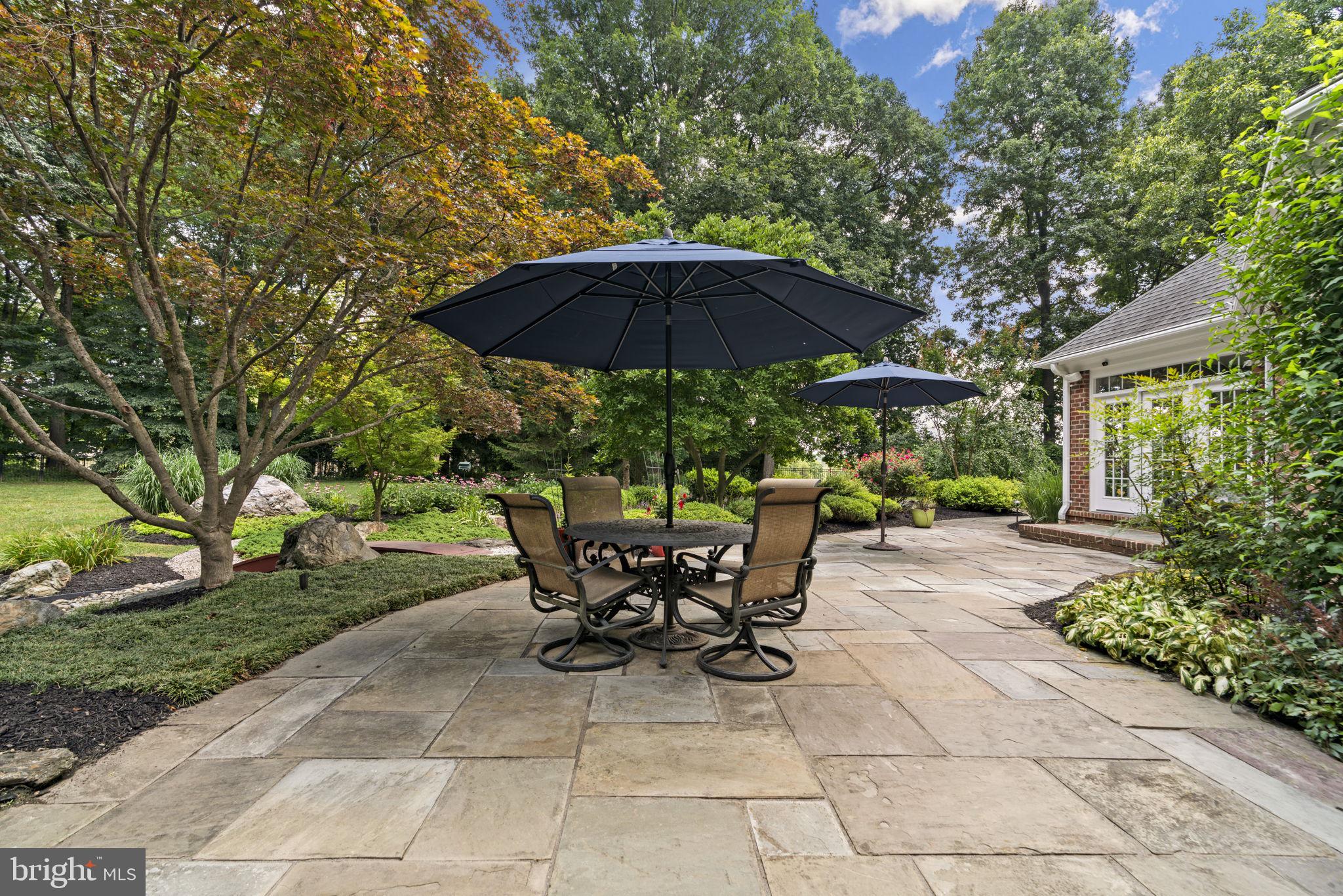 HAWKSFIELD ESTATES - Residential