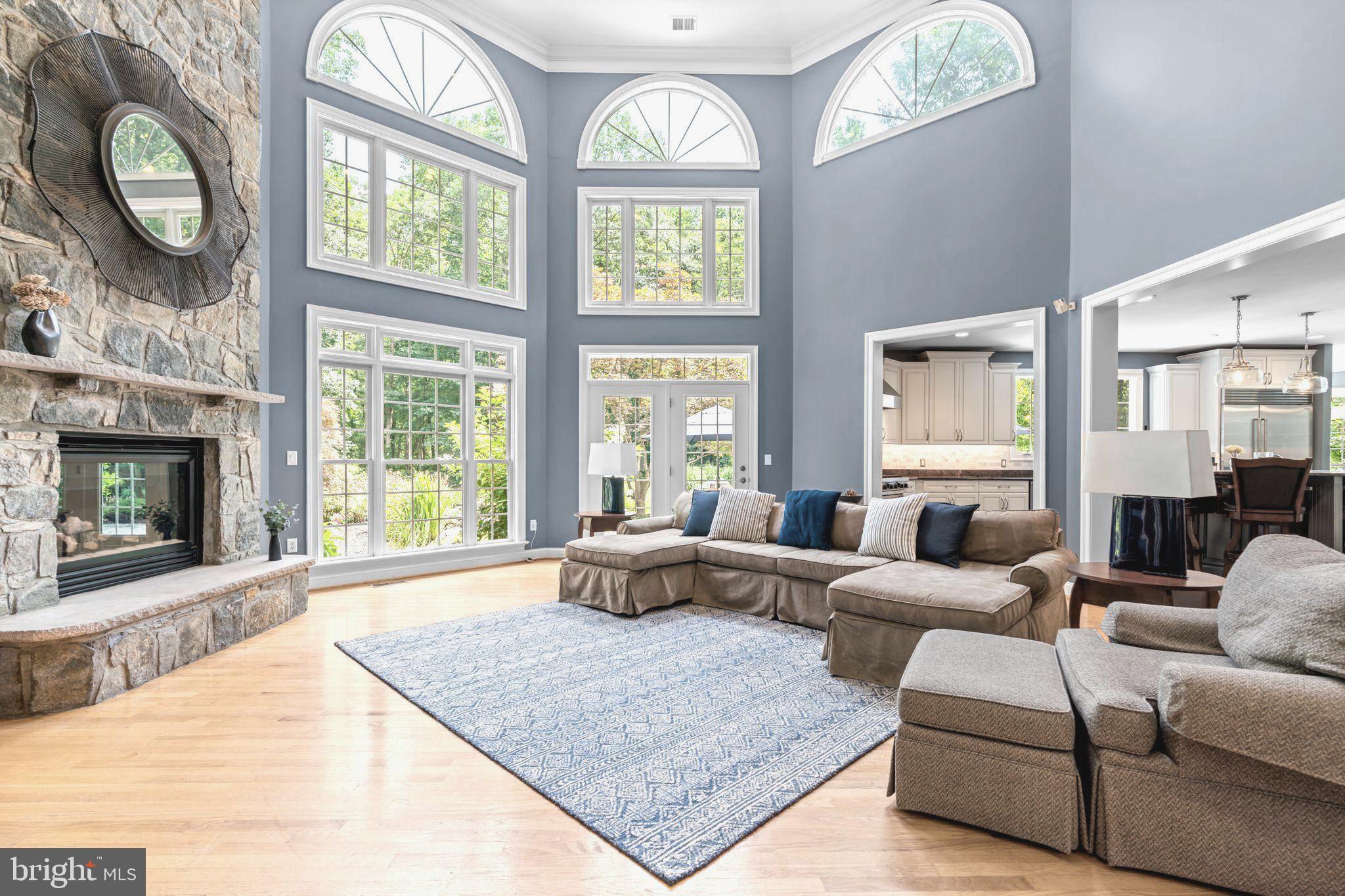 3143 OLD OAK DRIVE