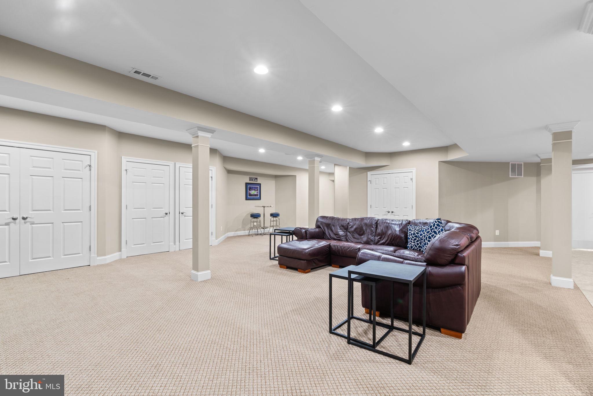 HAWKSFIELD ESTATES - Residential