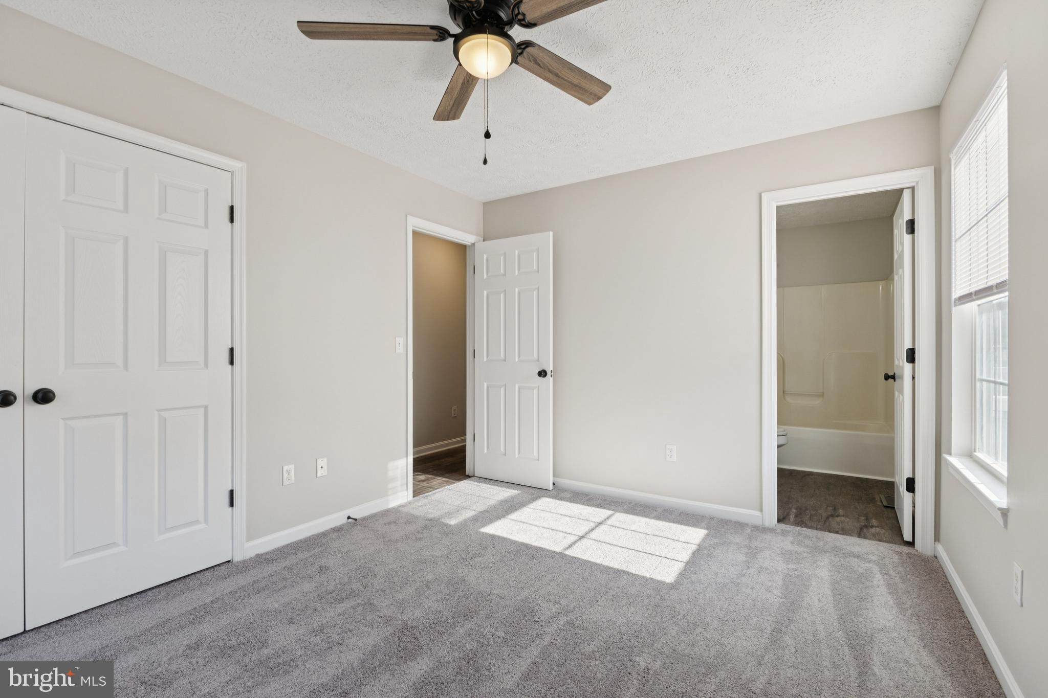 MALLARDS LANDING - Residential