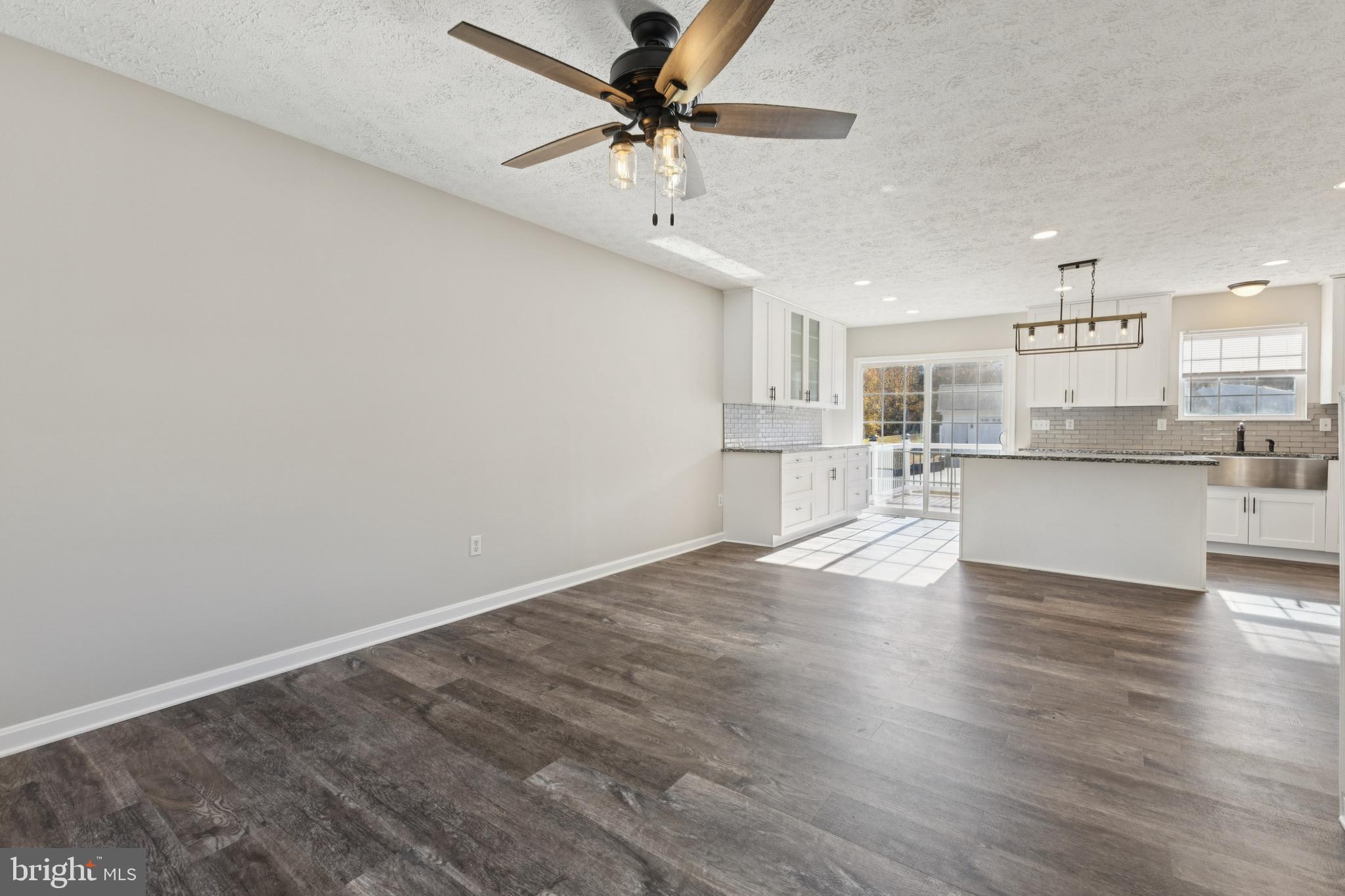 MALLARDS LANDING - Residential