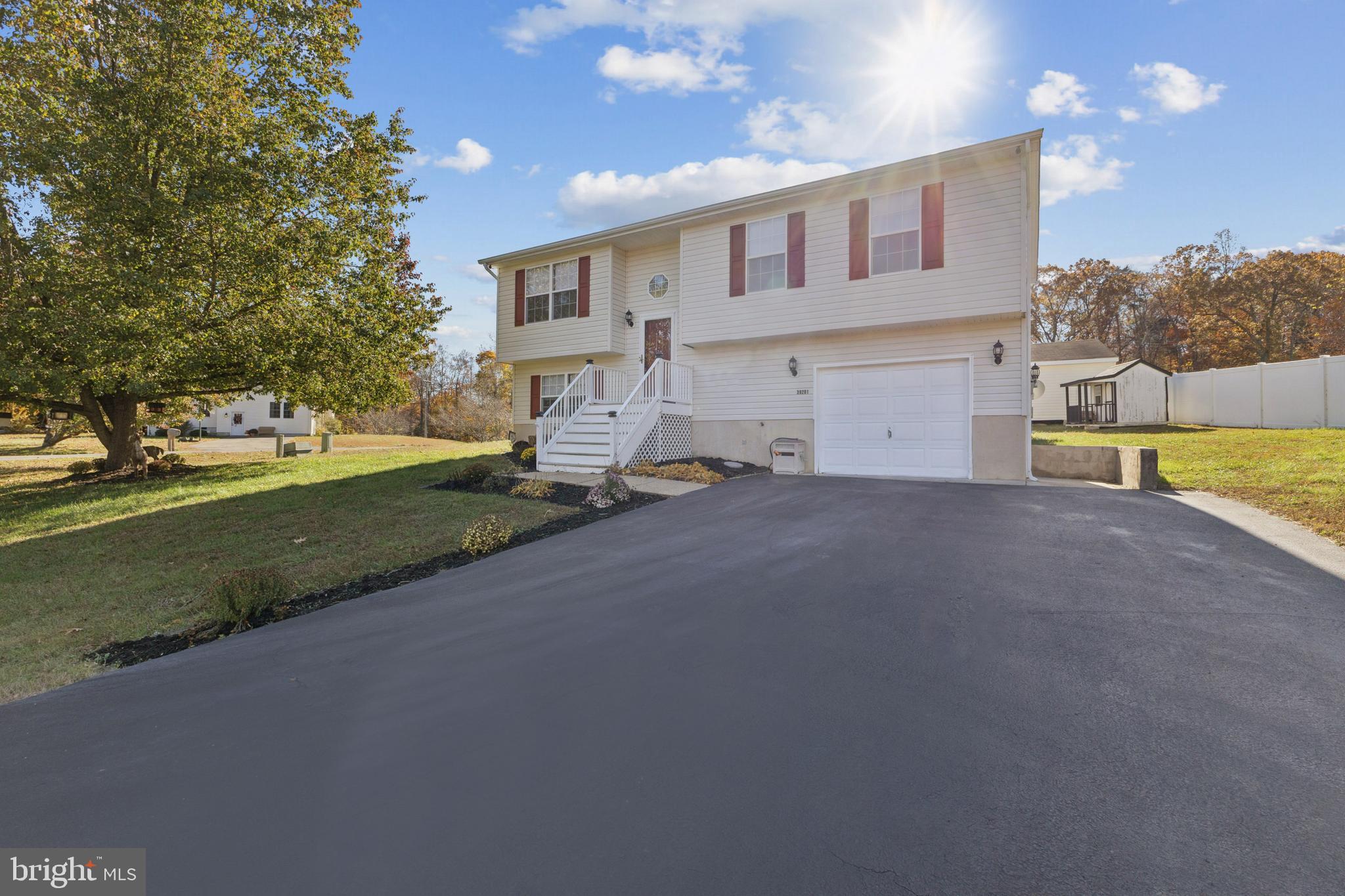 MALLARDS LANDING - Residential