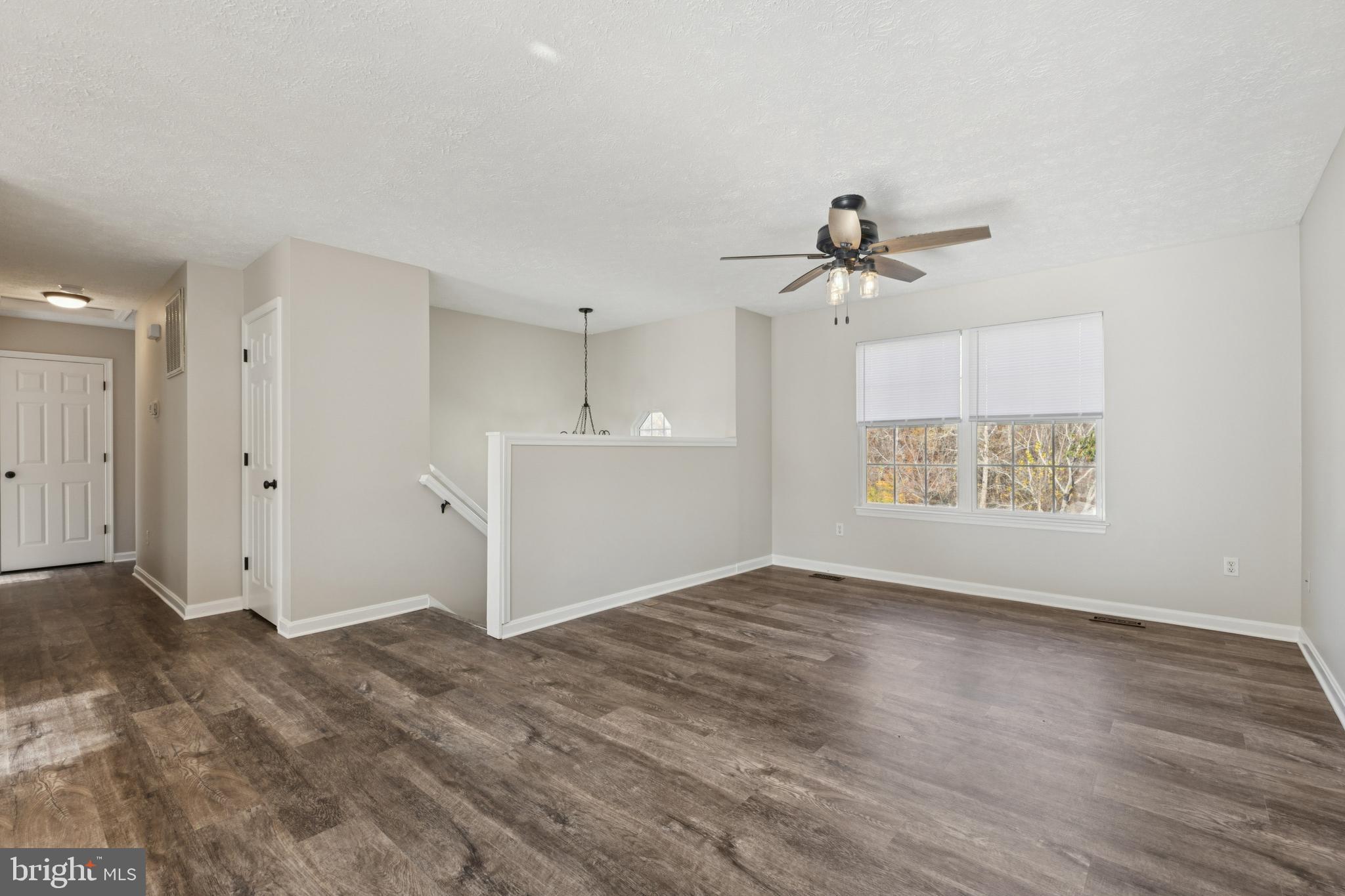 MALLARDS LANDING - Residential