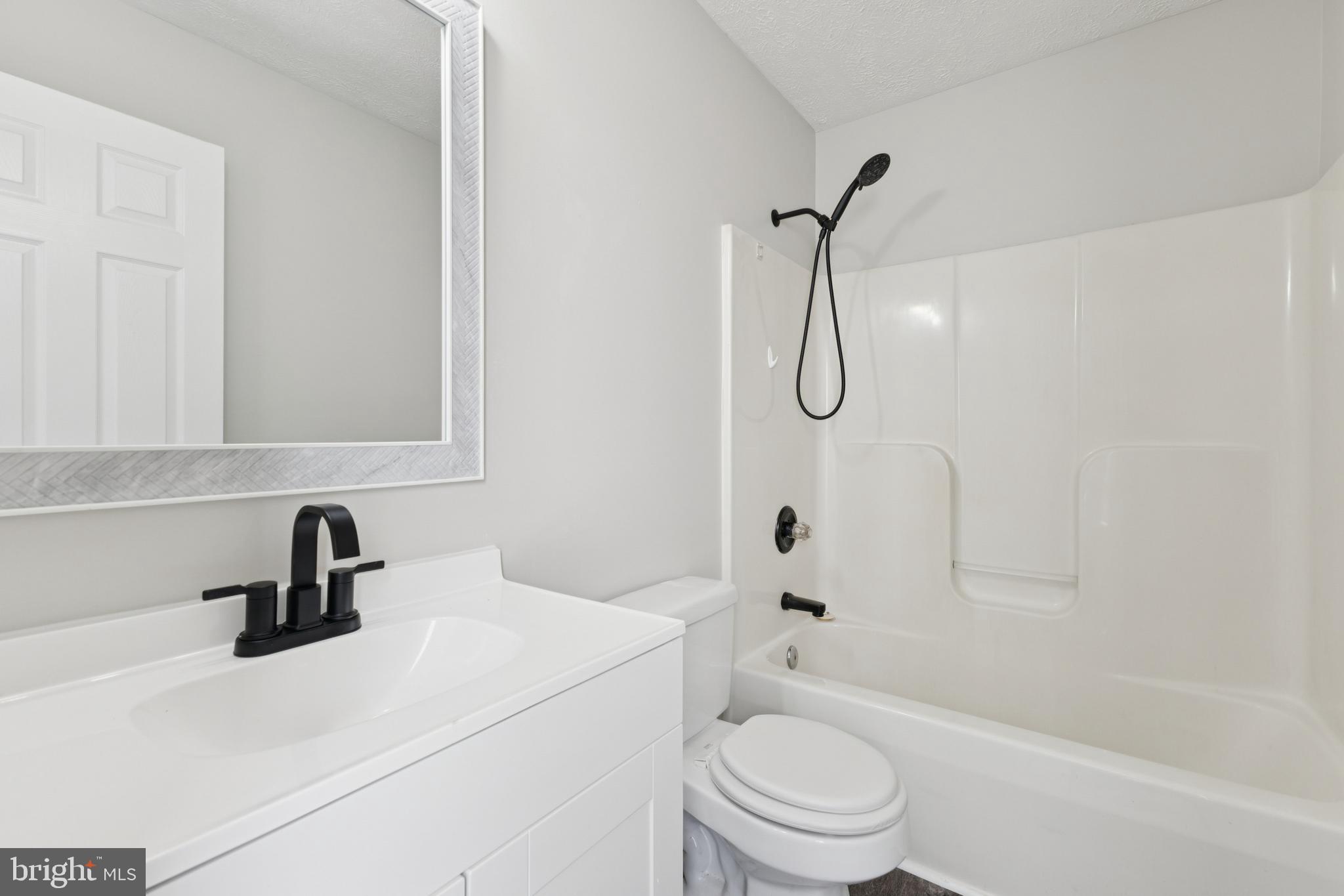 MALLARDS LANDING - Residential