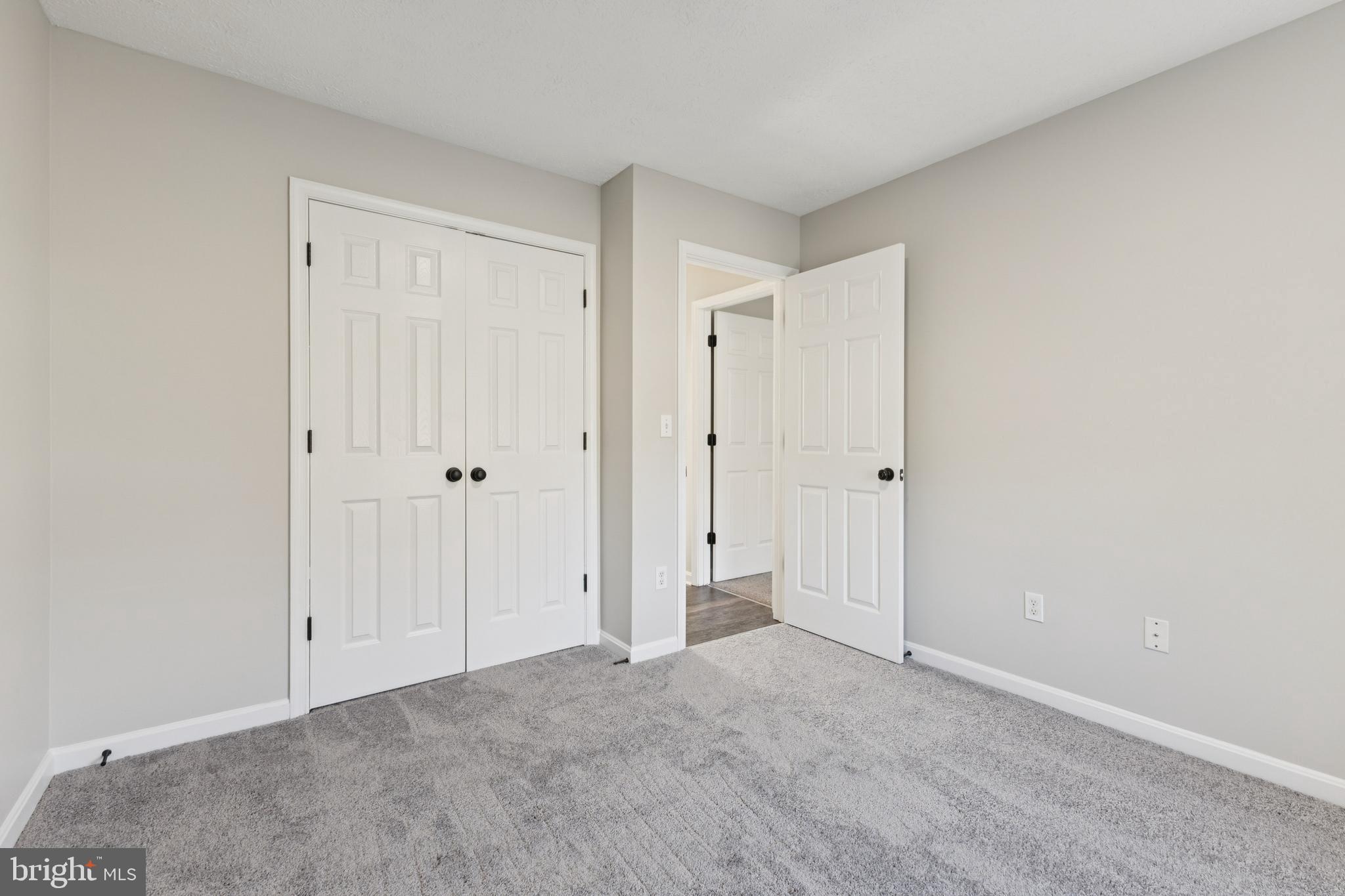 MALLARDS LANDING - Residential