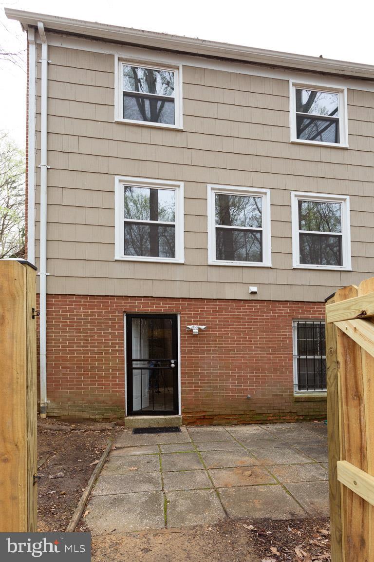 PINEWOOD HILL - Residential