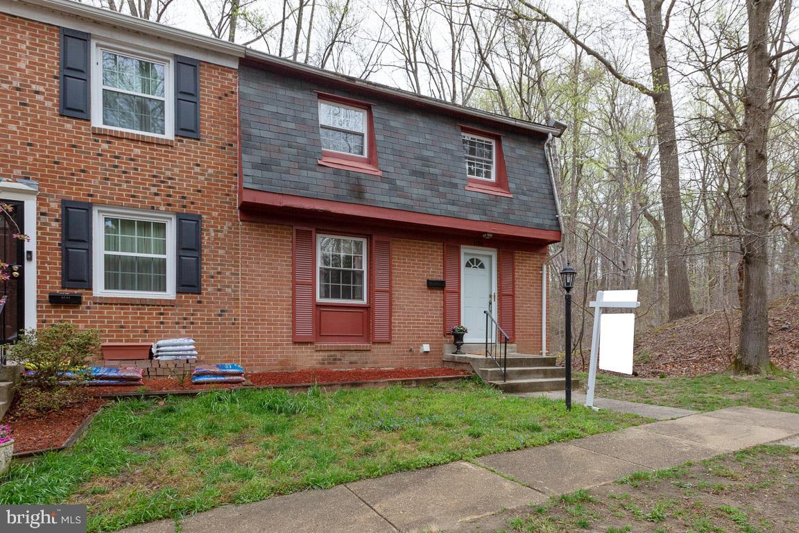 PINEWOOD HILL - Residential