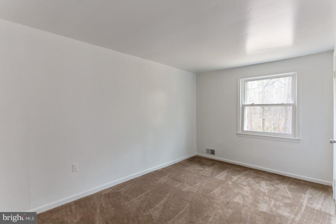 PINEWOOD HILL - Residential