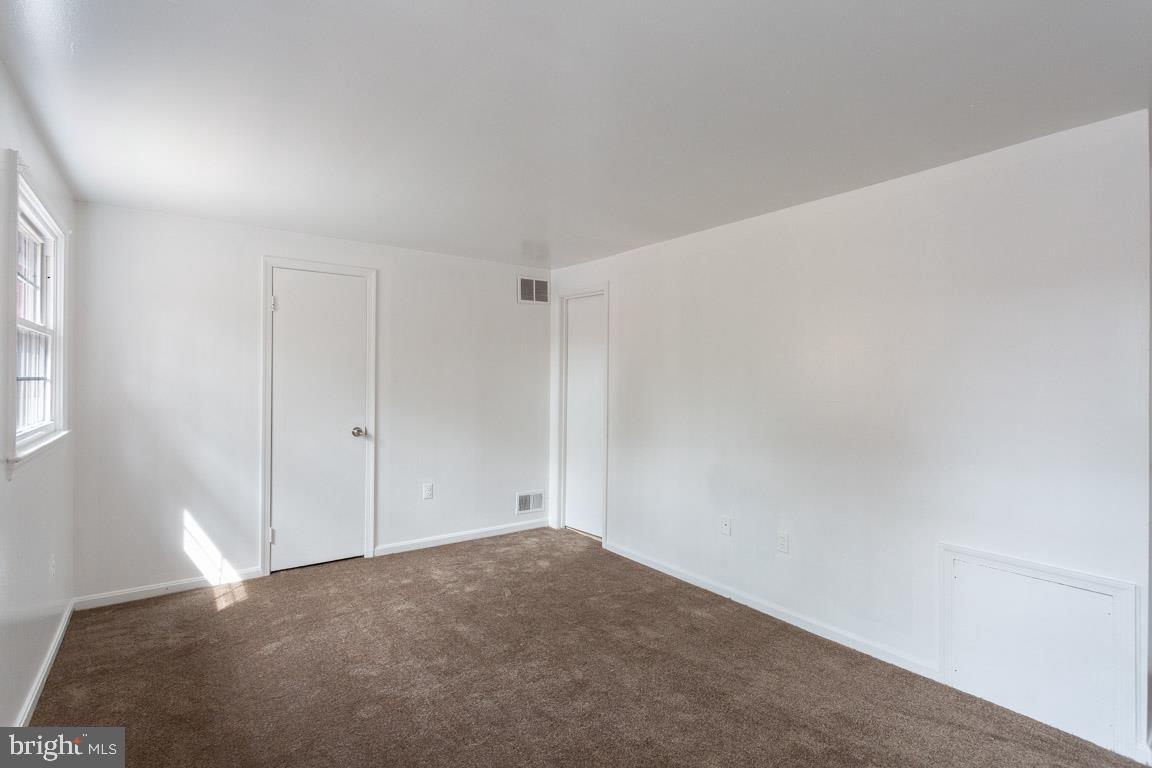 PINEWOOD HILL - Residential