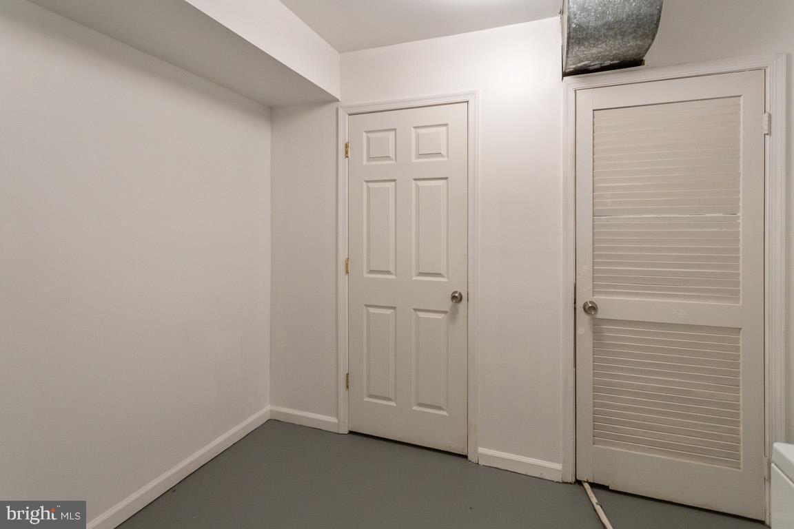 PINEWOOD HILL - Residential