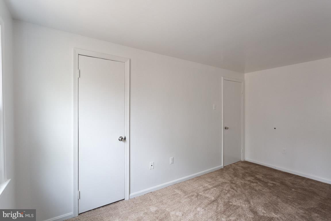 PINEWOOD HILL - Residential