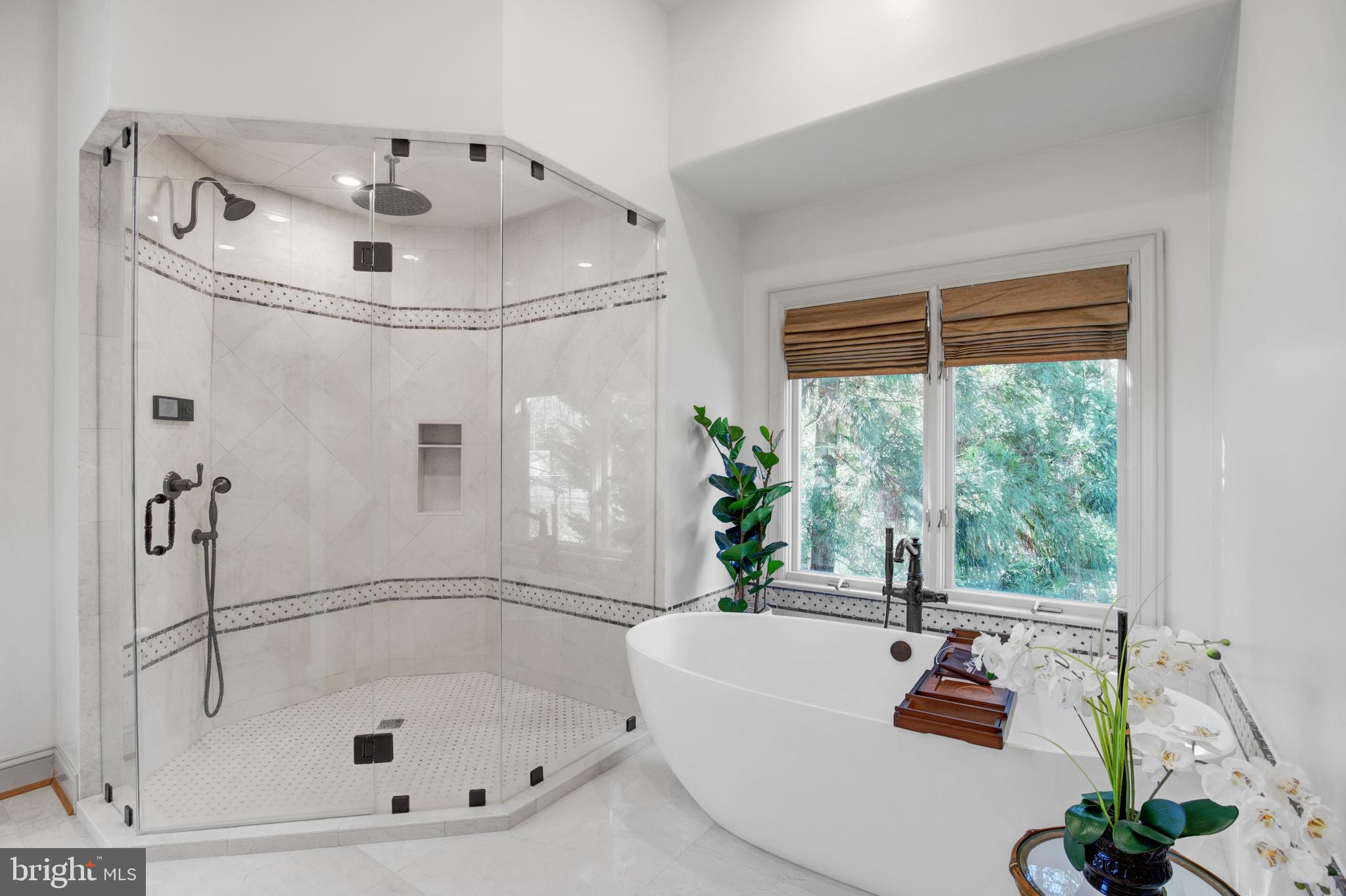 OAKMONT - Residential