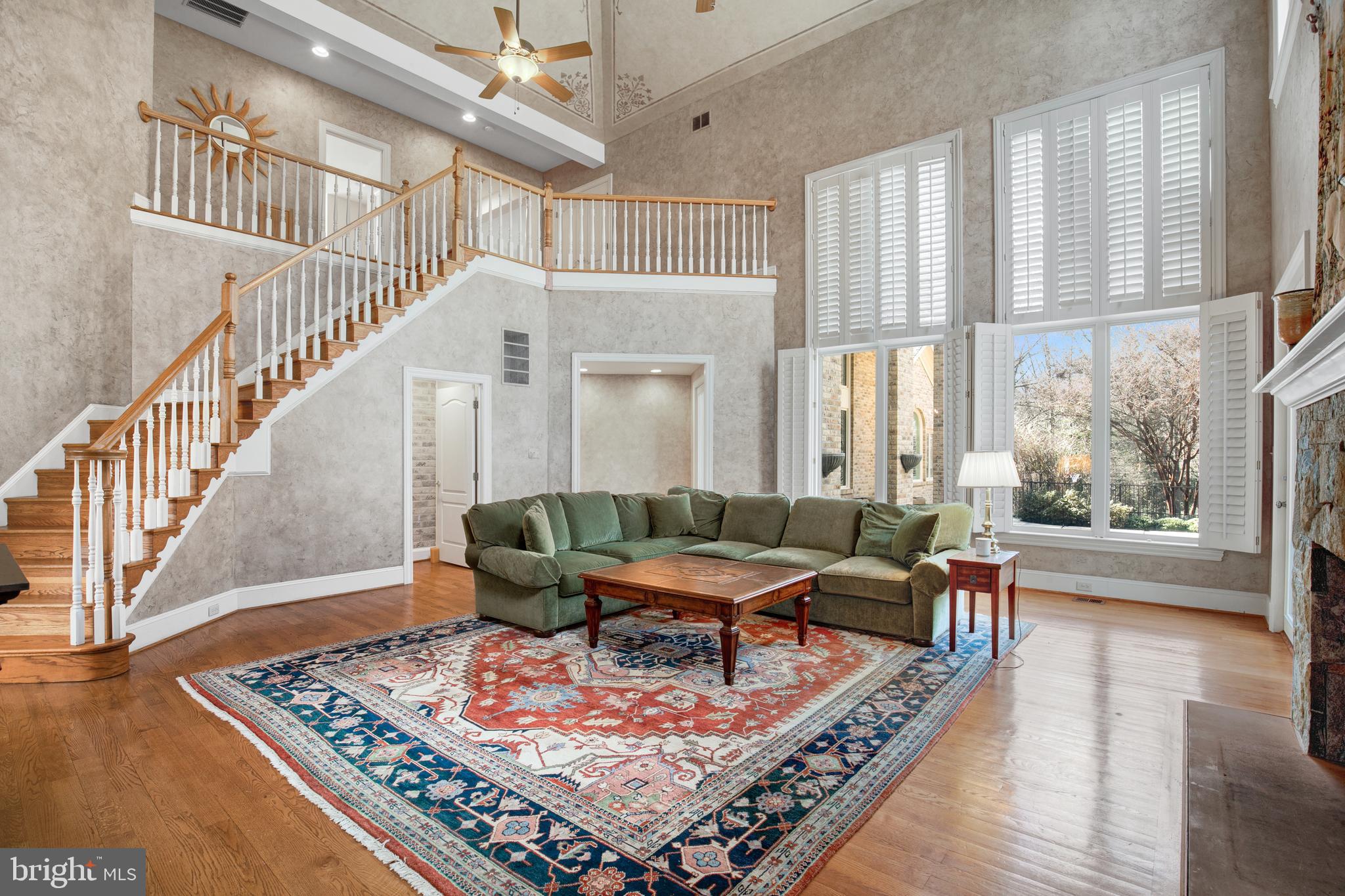 OAKMONT - Residential