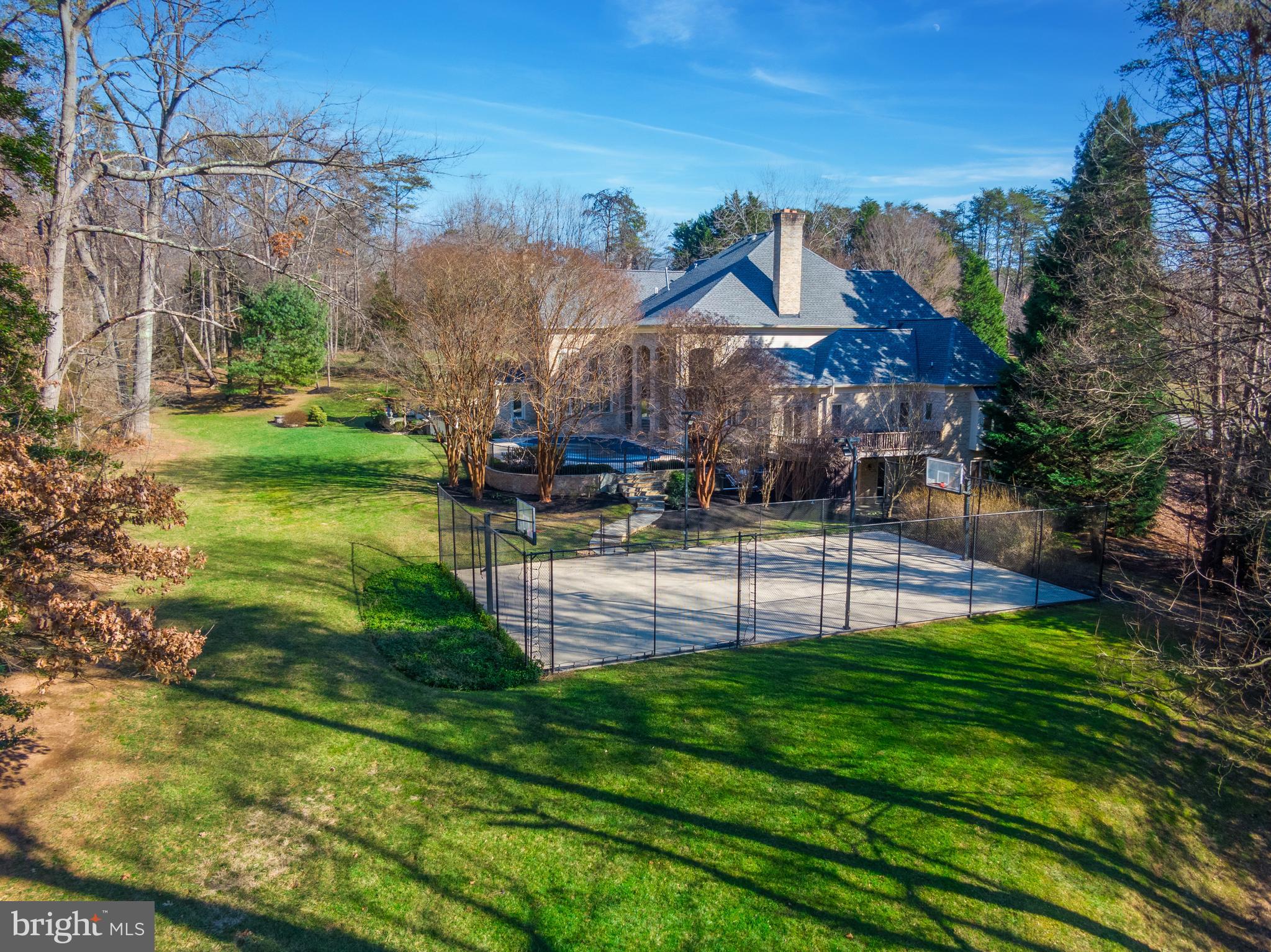 OAKMONT - Residential