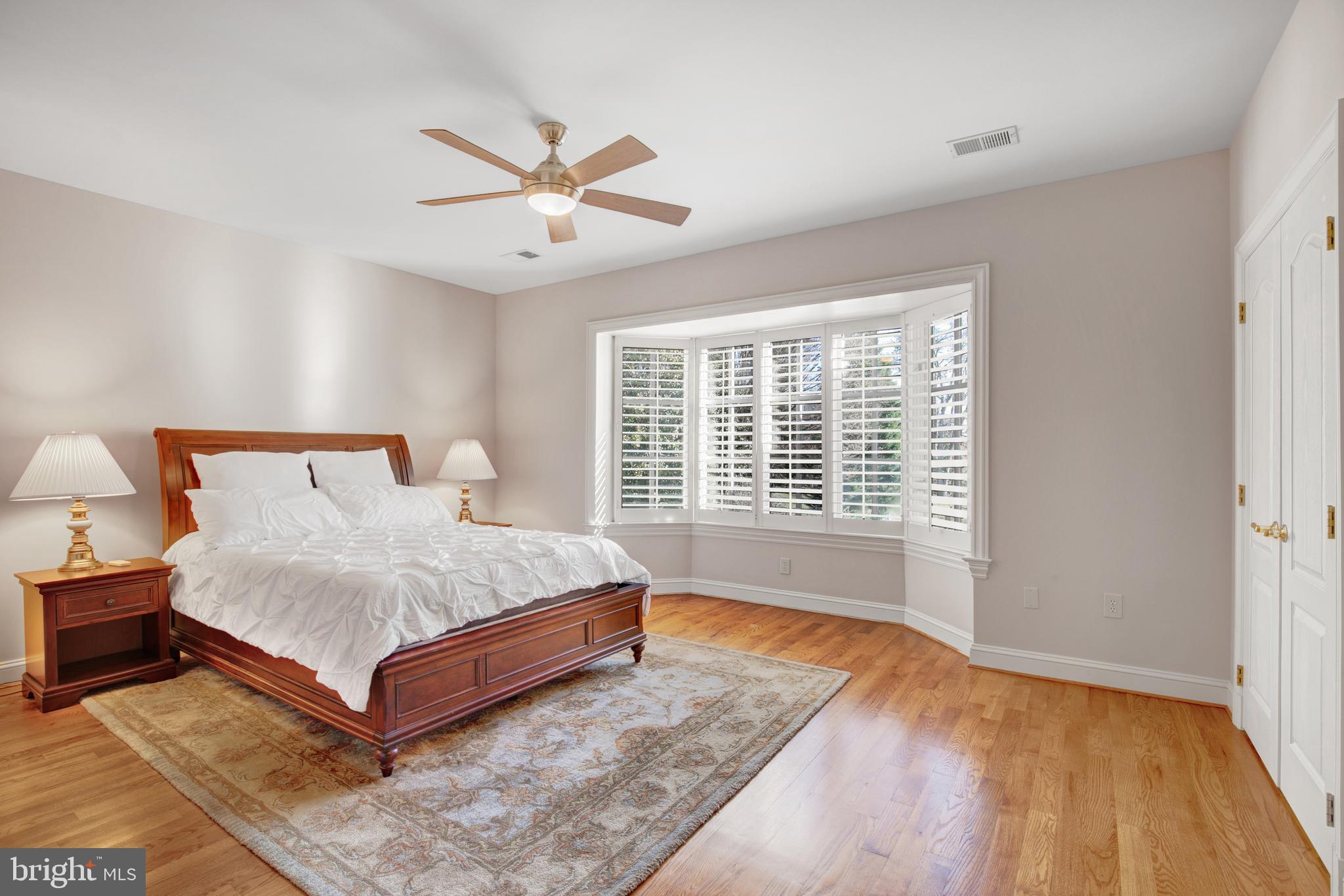 OAKMONT - Residential