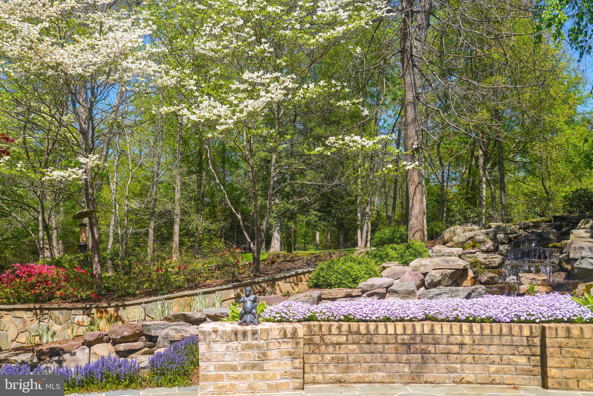 OAKMONT - Residential