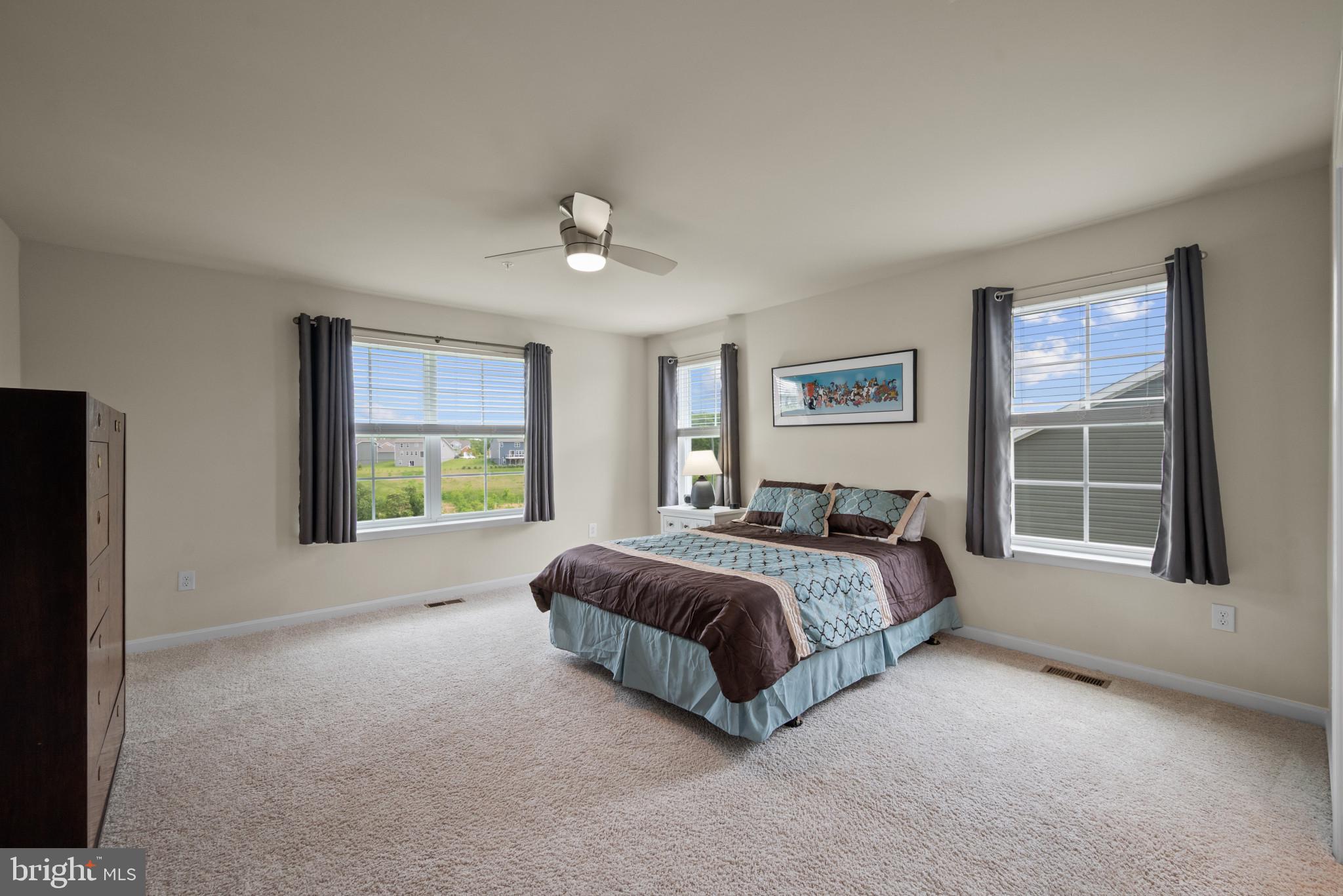 STONEGATE - Residential