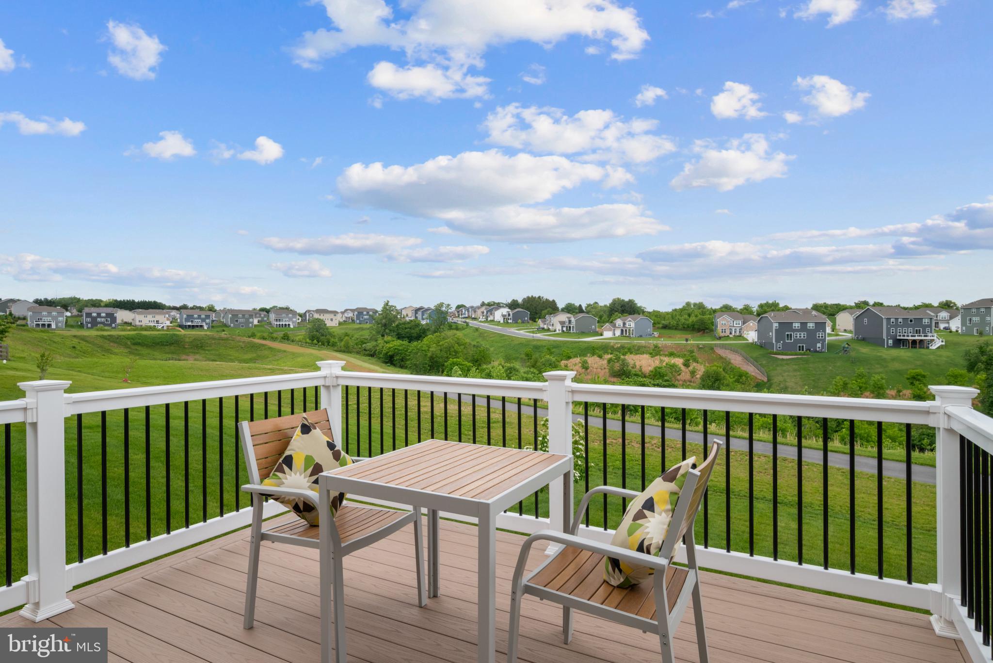 STONEGATE - Residential