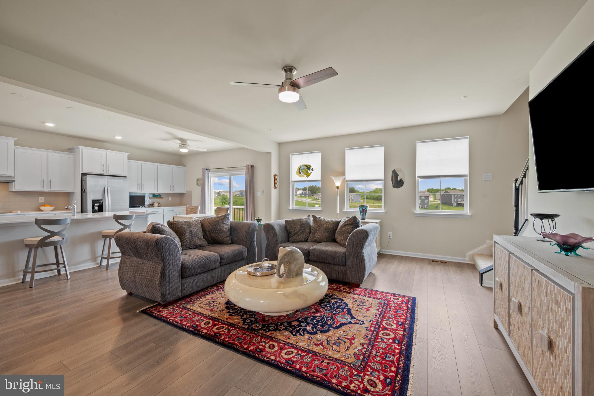 STONEGATE - Residential