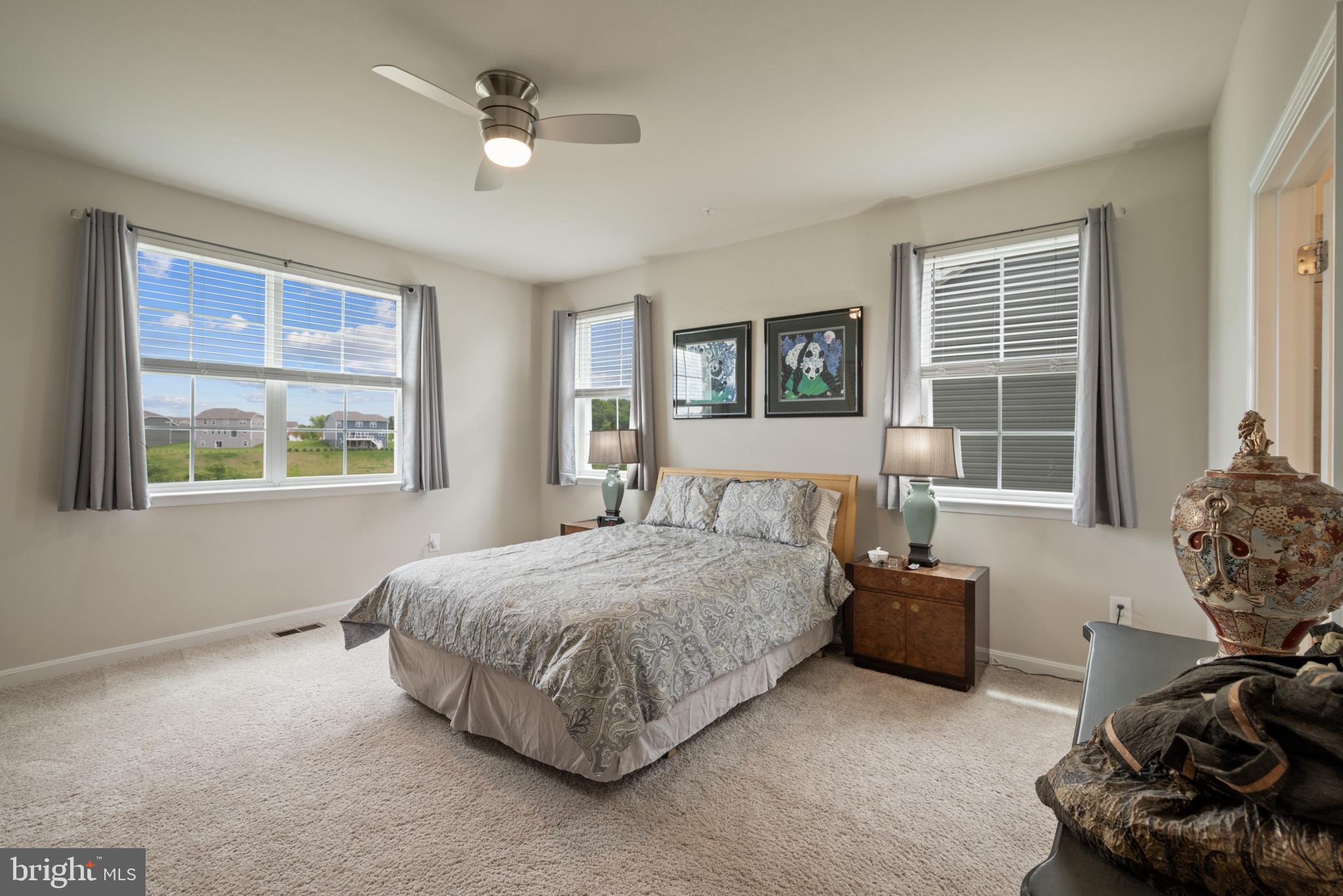 STONEGATE - Residential