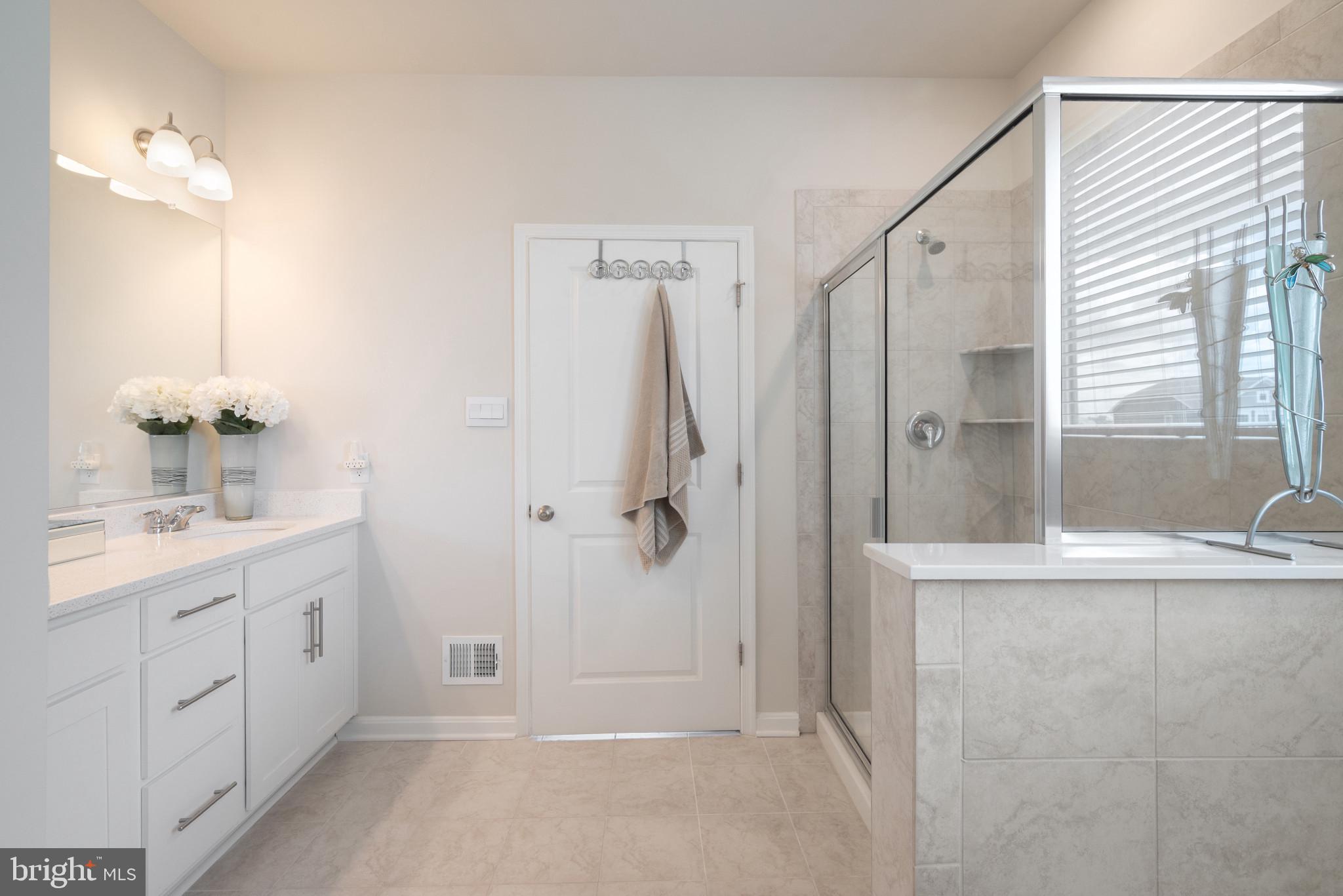 STONEGATE - Residential