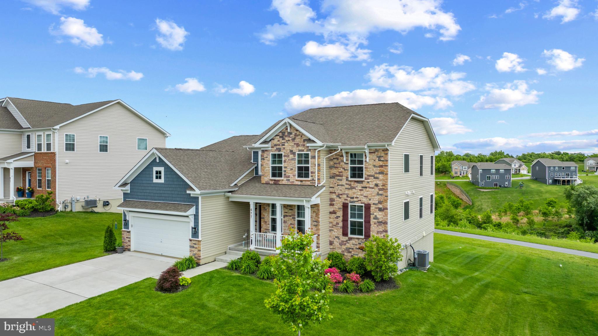 STONEGATE - Residential