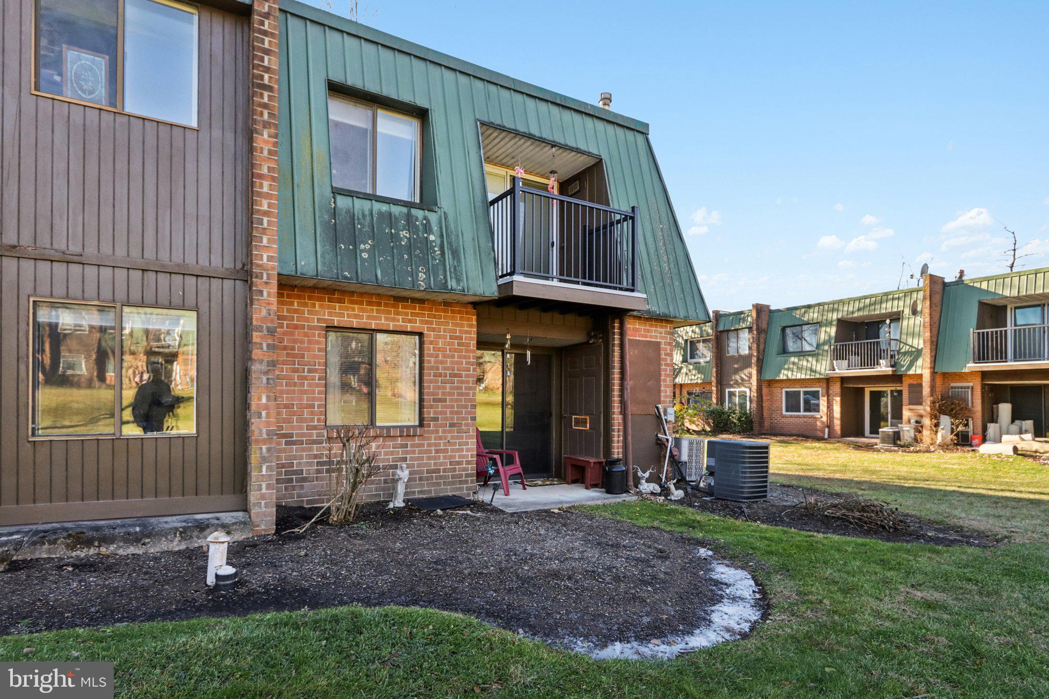 THE MEADOWS - Residential