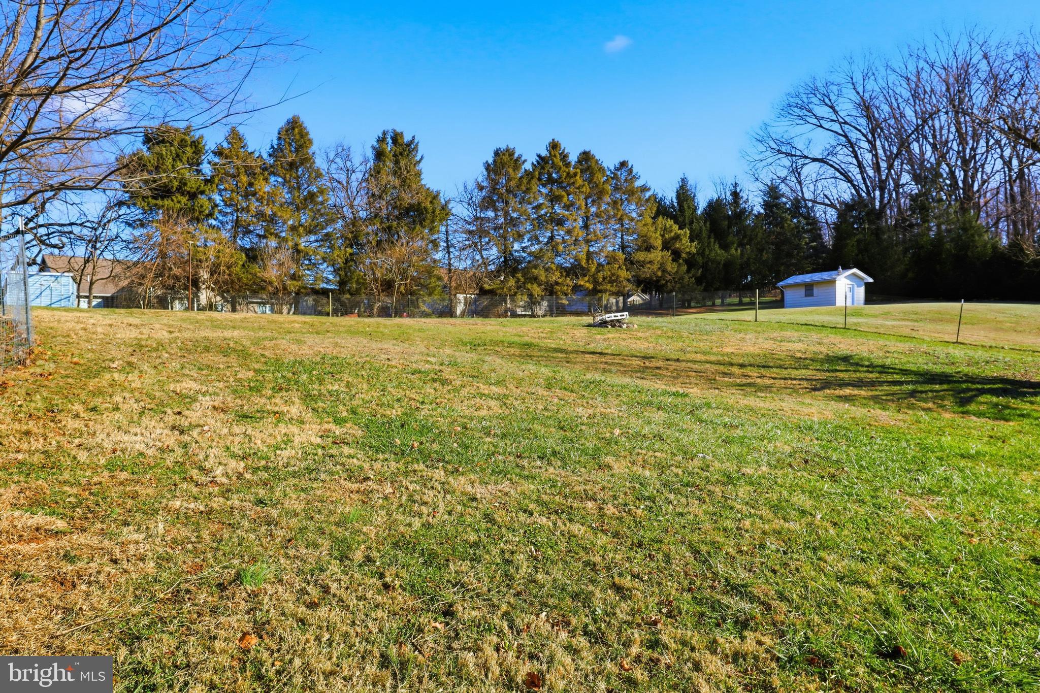 ABBOTTSTOWN - Residential