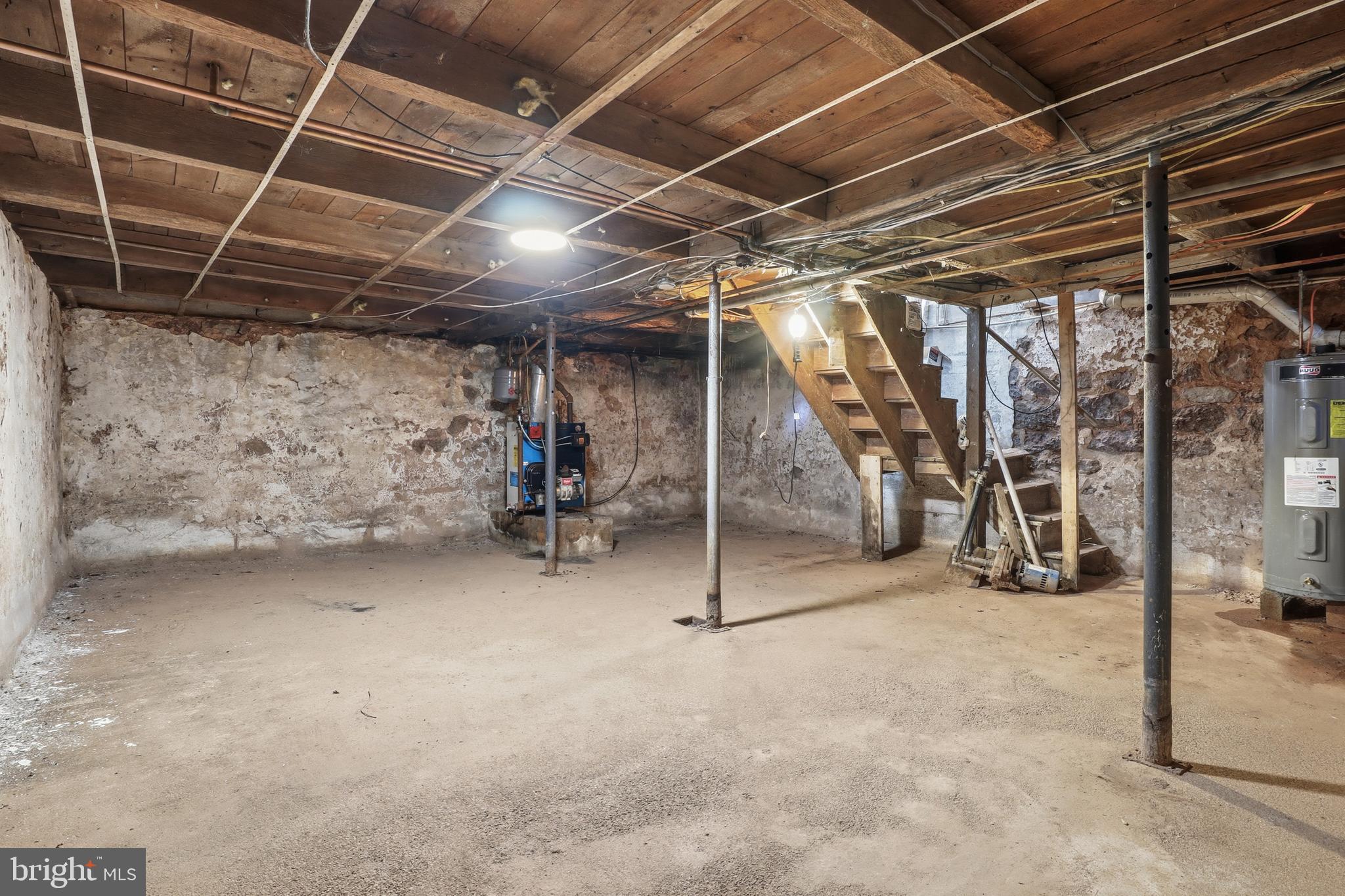 ABBOTTSTOWN - Residential