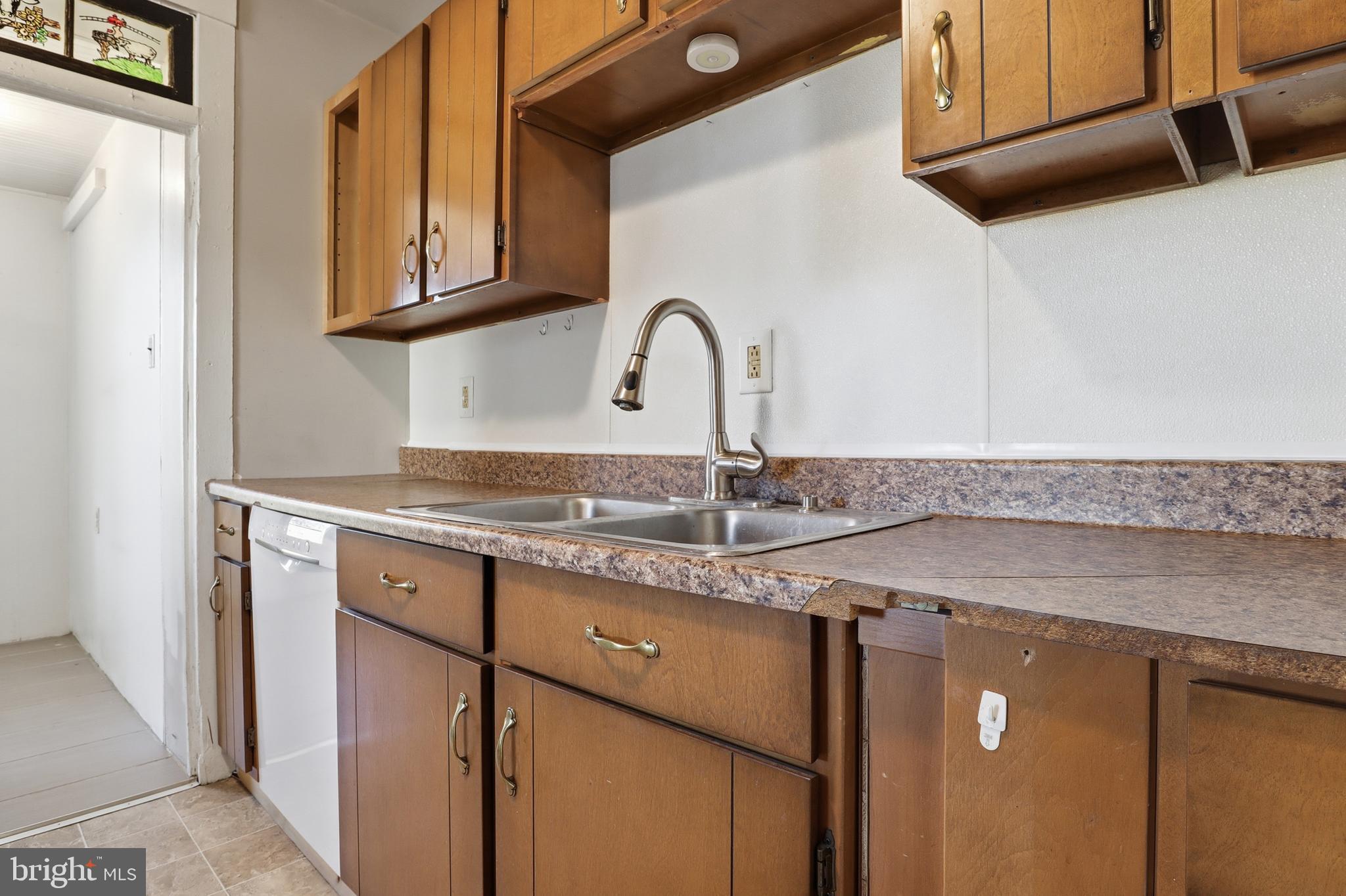 ABBOTTSTOWN - Residential