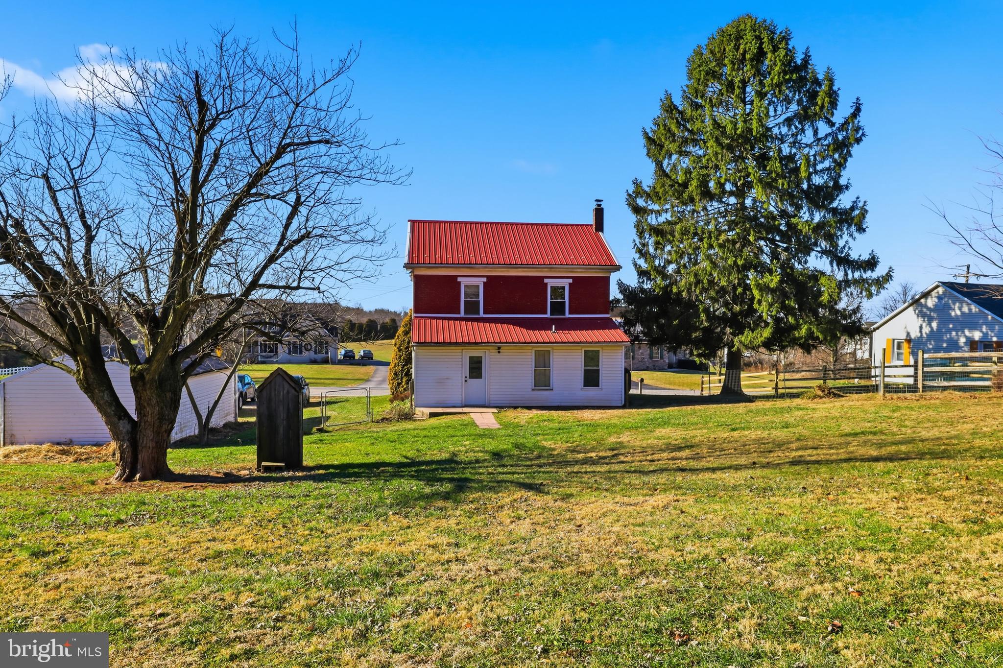 ABBOTTSTOWN - Residential