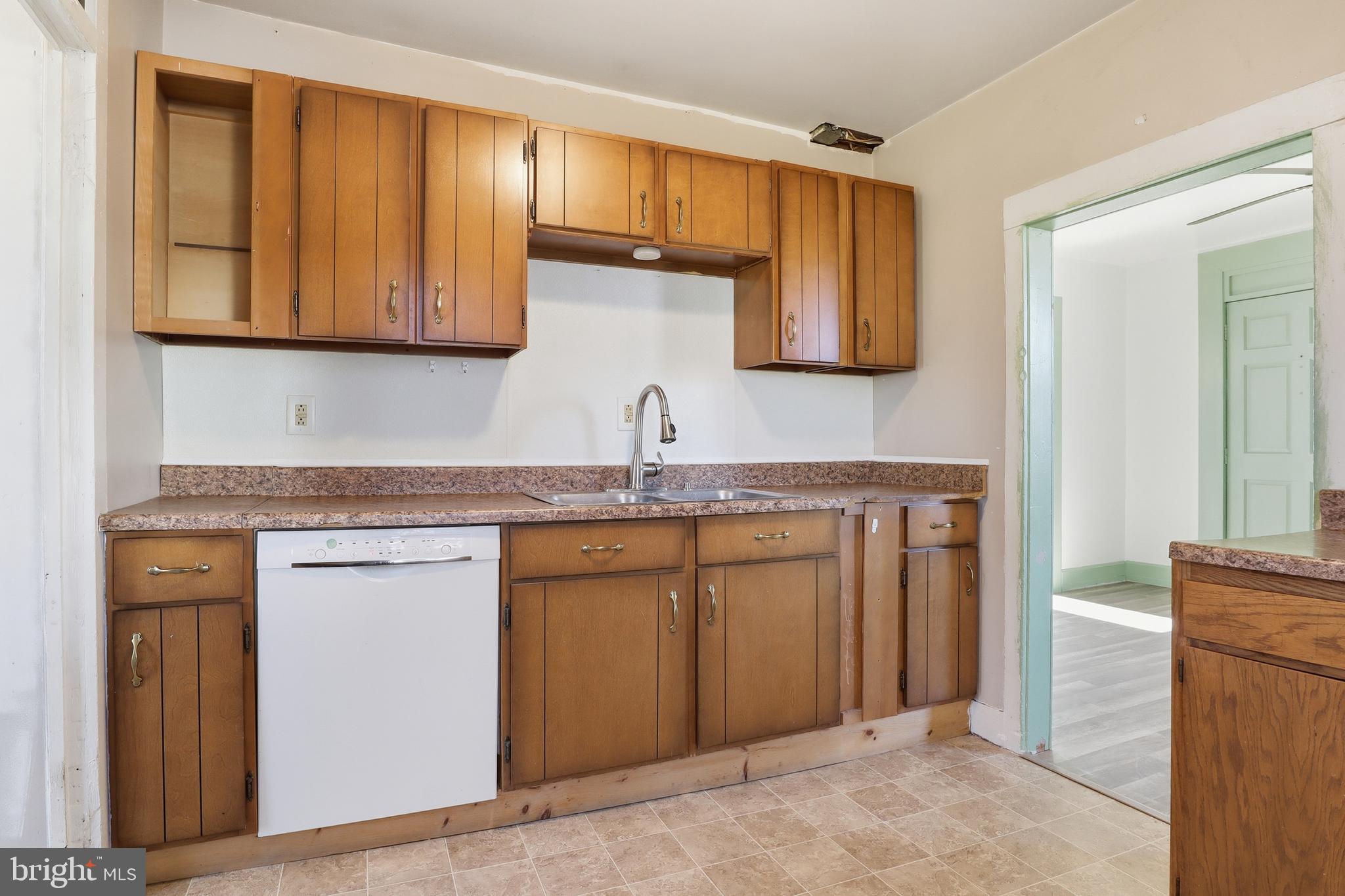 ABBOTTSTOWN - Residential